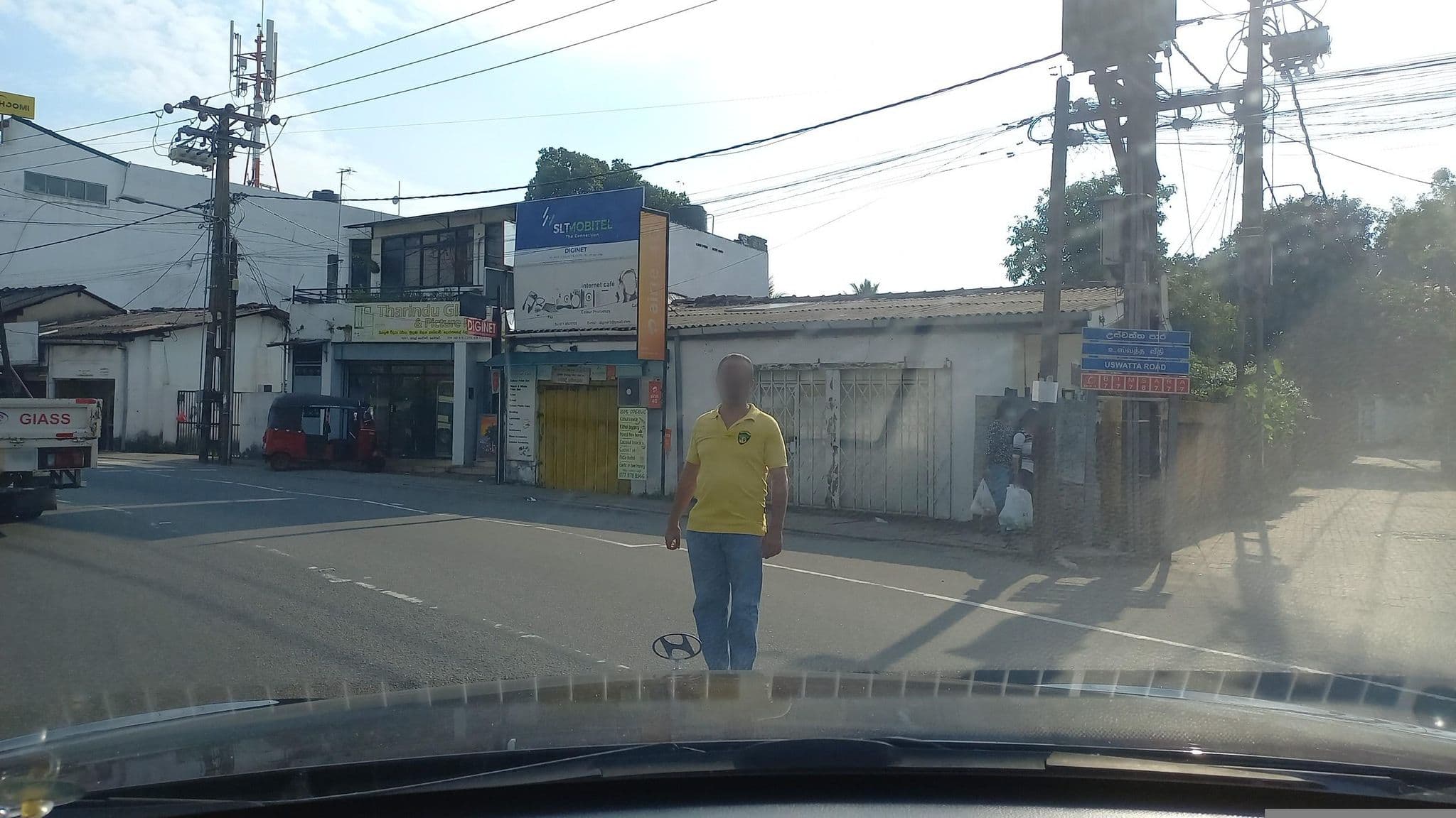 Street view near Bandula, Pita Kotte — © anuradhabr (CC BY-SA · Mapillary)