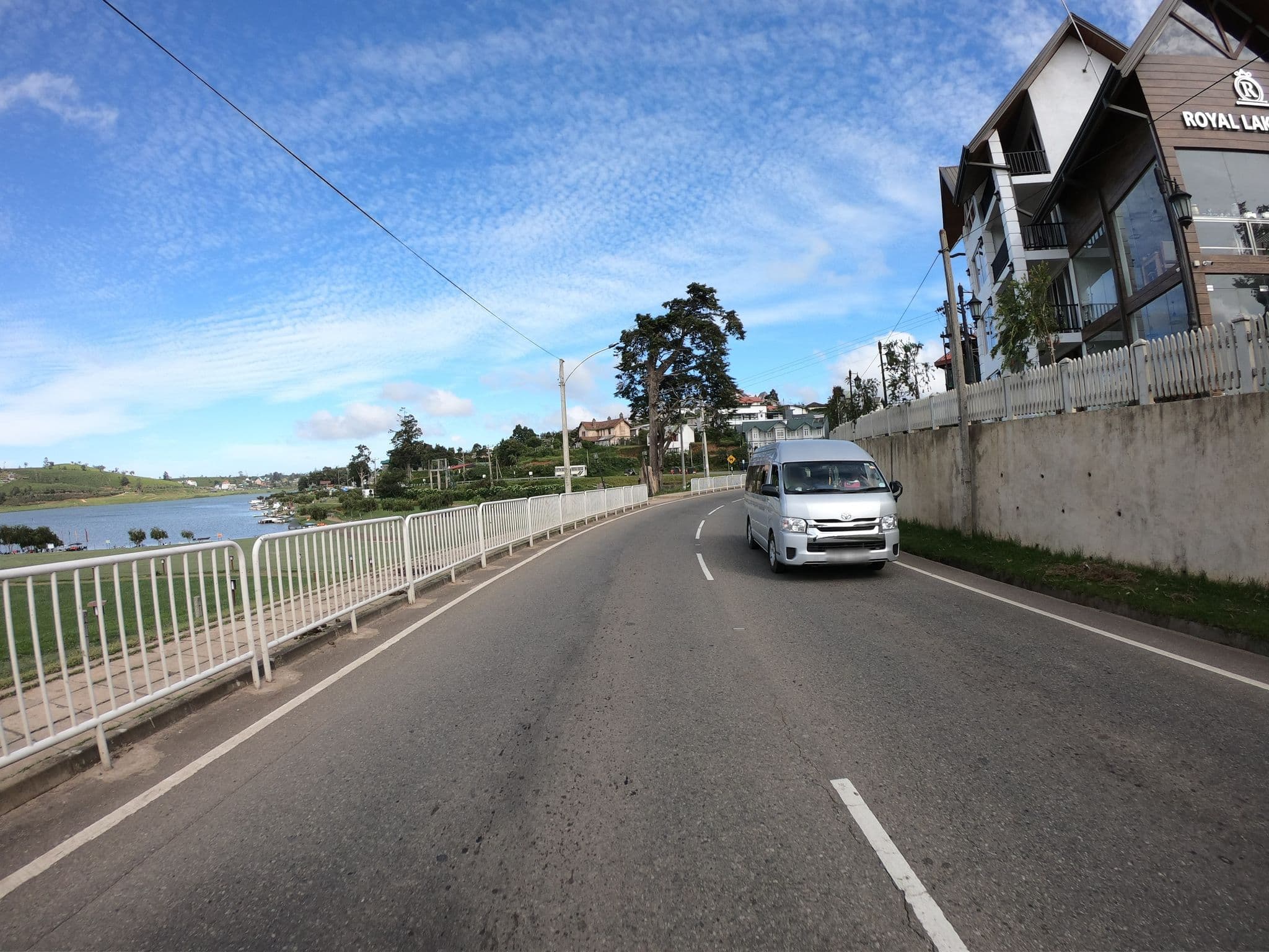 Street view near Royal Lake Hotel, Nuwara Eliya