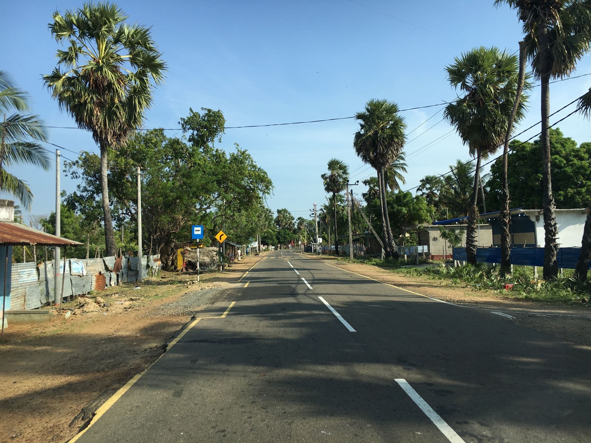 Street view near Suja Hotel, Vakarai — © suthakaran (CC BY-SA · Mapillary)