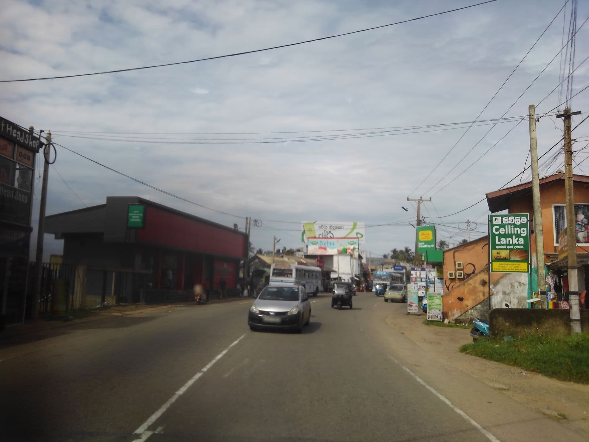 Street view near Lucky beach hostel, Hikkaduwa — © mapconcierge (CC BY-SA · Mapillary)