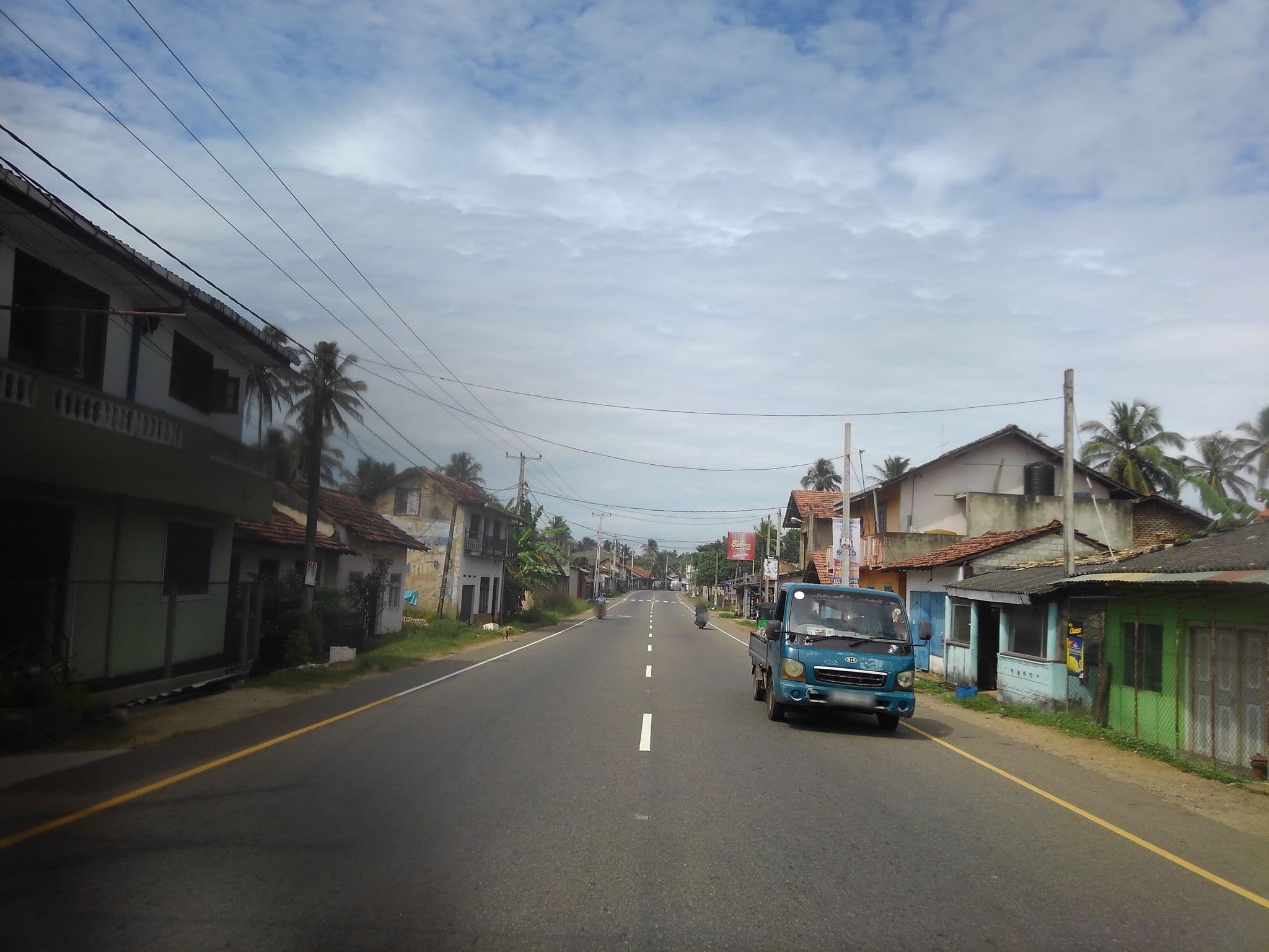 Street view near Villa One64, Hikkaduwa