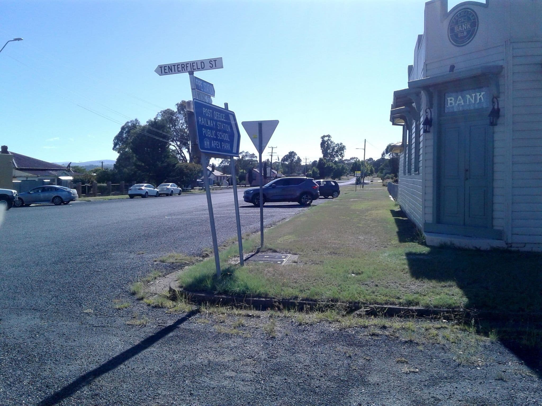 Street view near Deepwater Bank, Glen Innes — © bob3bob3 (CC BY-SA · Mapillary)