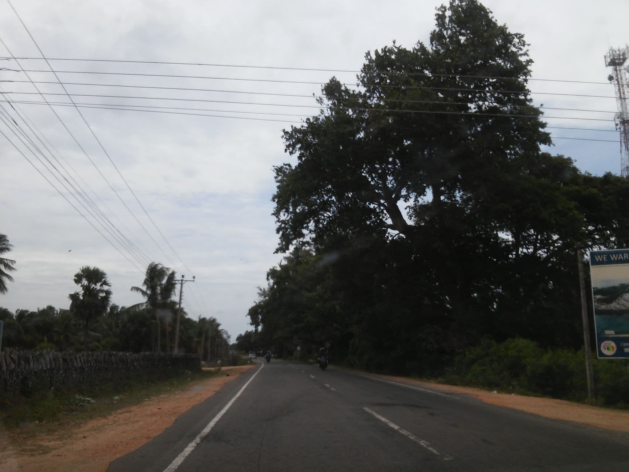 Street view near Coco Lagoon, Trincomalee — © shravan91 (CC BY-SA · Mapillary)