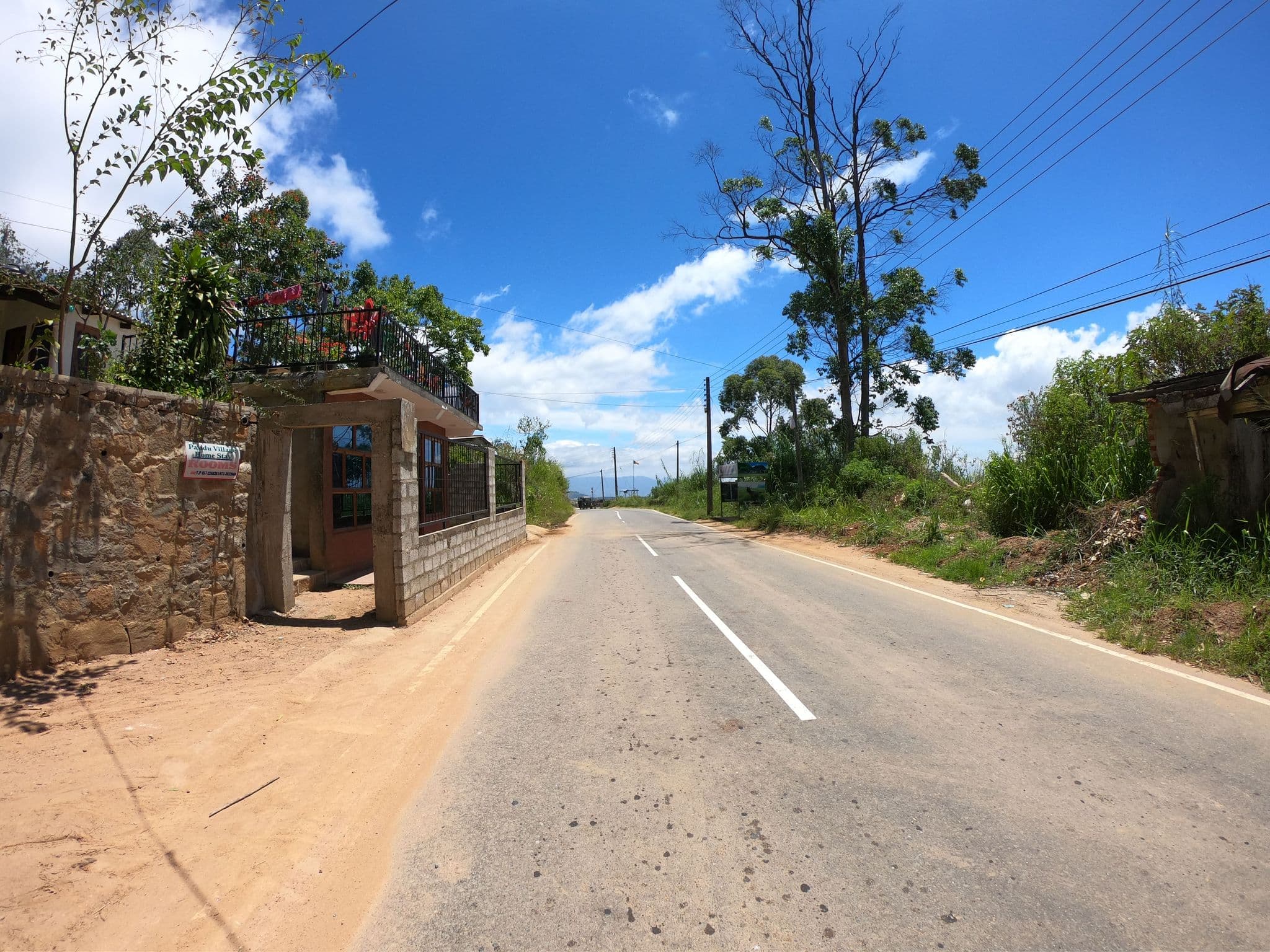 Street view near Pasidu Village, Haputale — © paulinus (CC BY-SA · Mapillary)