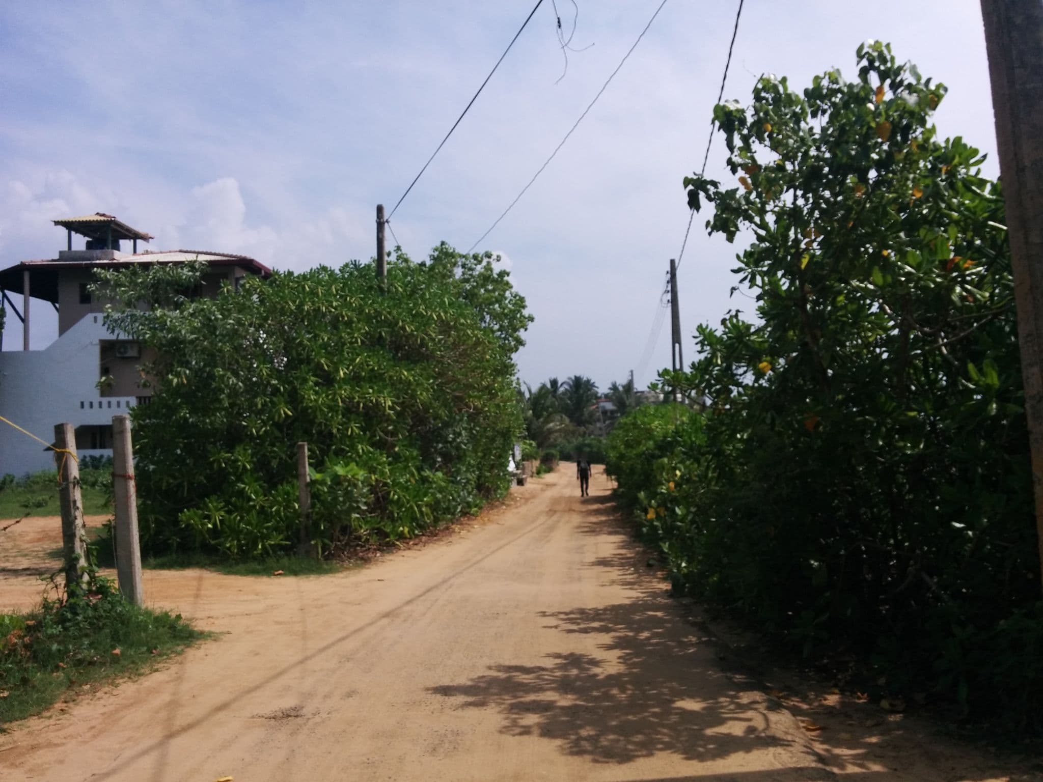 Street view near Beach Lagoon Guesthouse, Tangalle — © chivos (CC BY-SA · Mapillary)