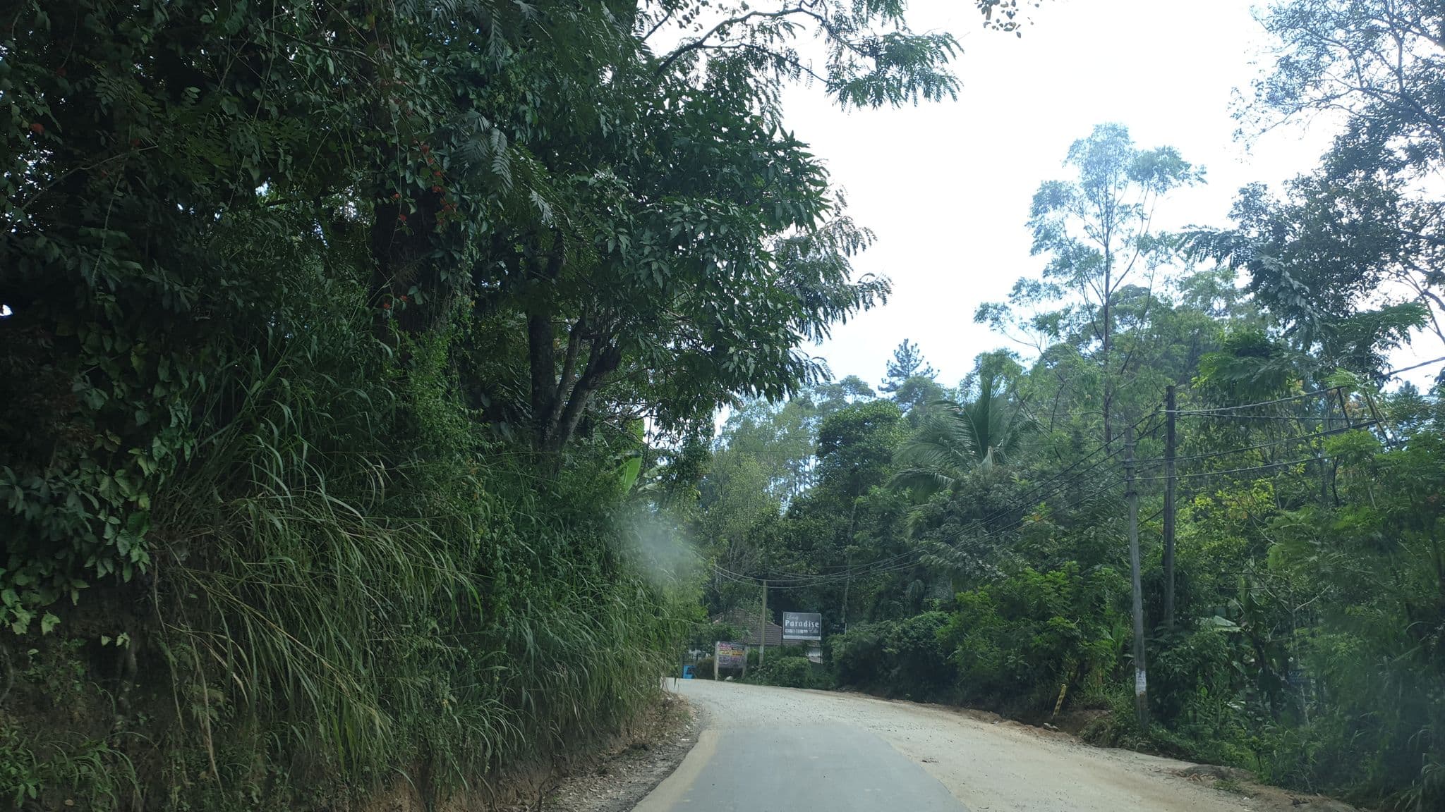 Street view near Eye full Hotel and Restaurant, Ella Town