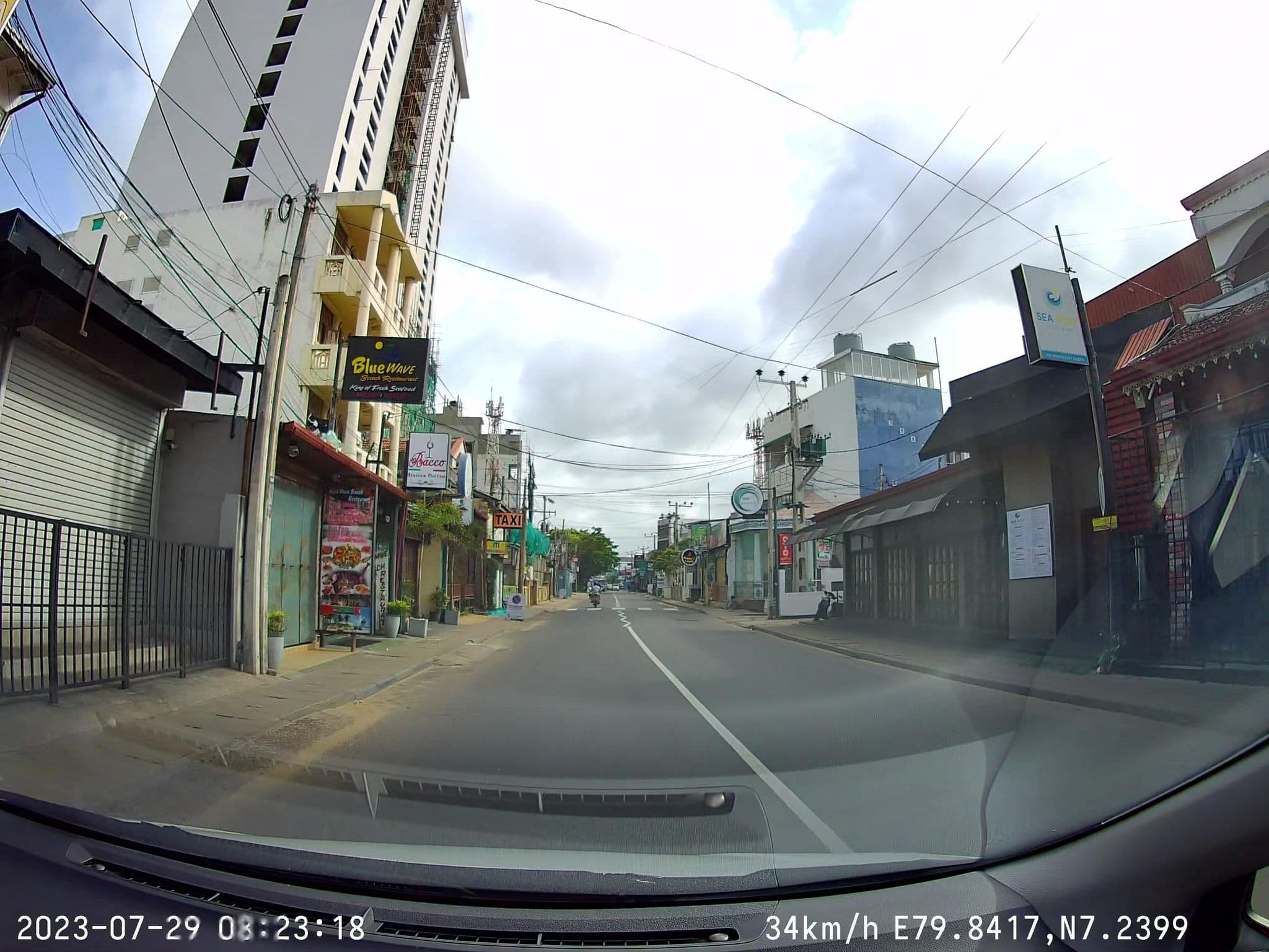 Street view near Village Inn Resort, Negombo
