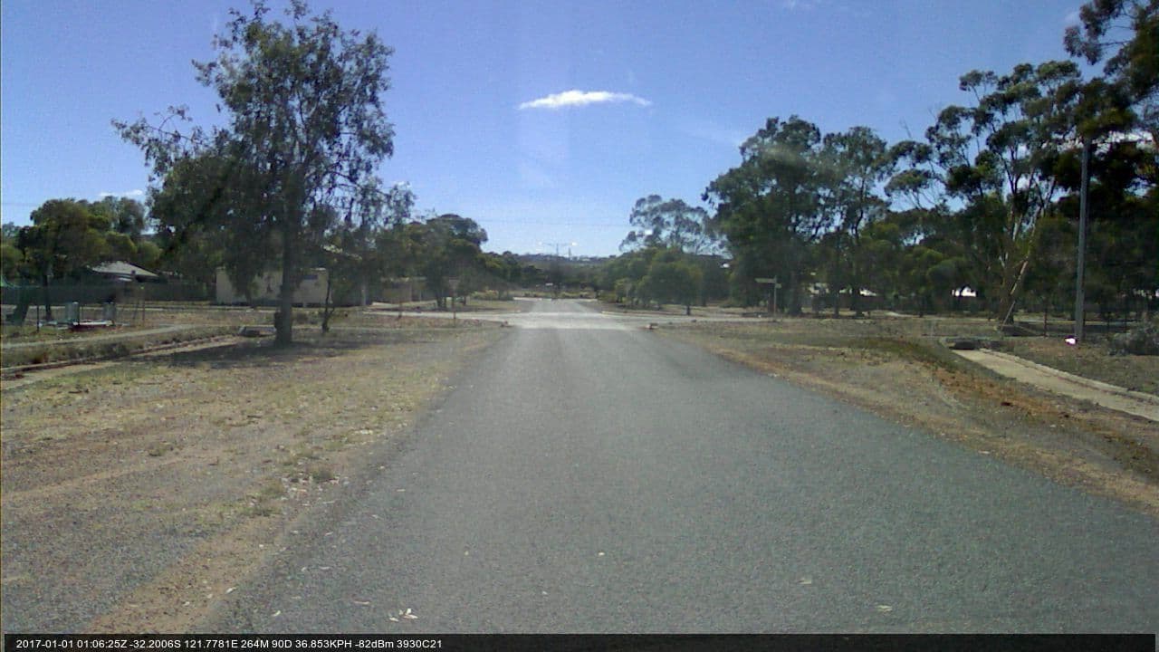 Street view near Lodge 101, Kambalda East — © bob3bob3 (CC BY-SA · Mapillary)