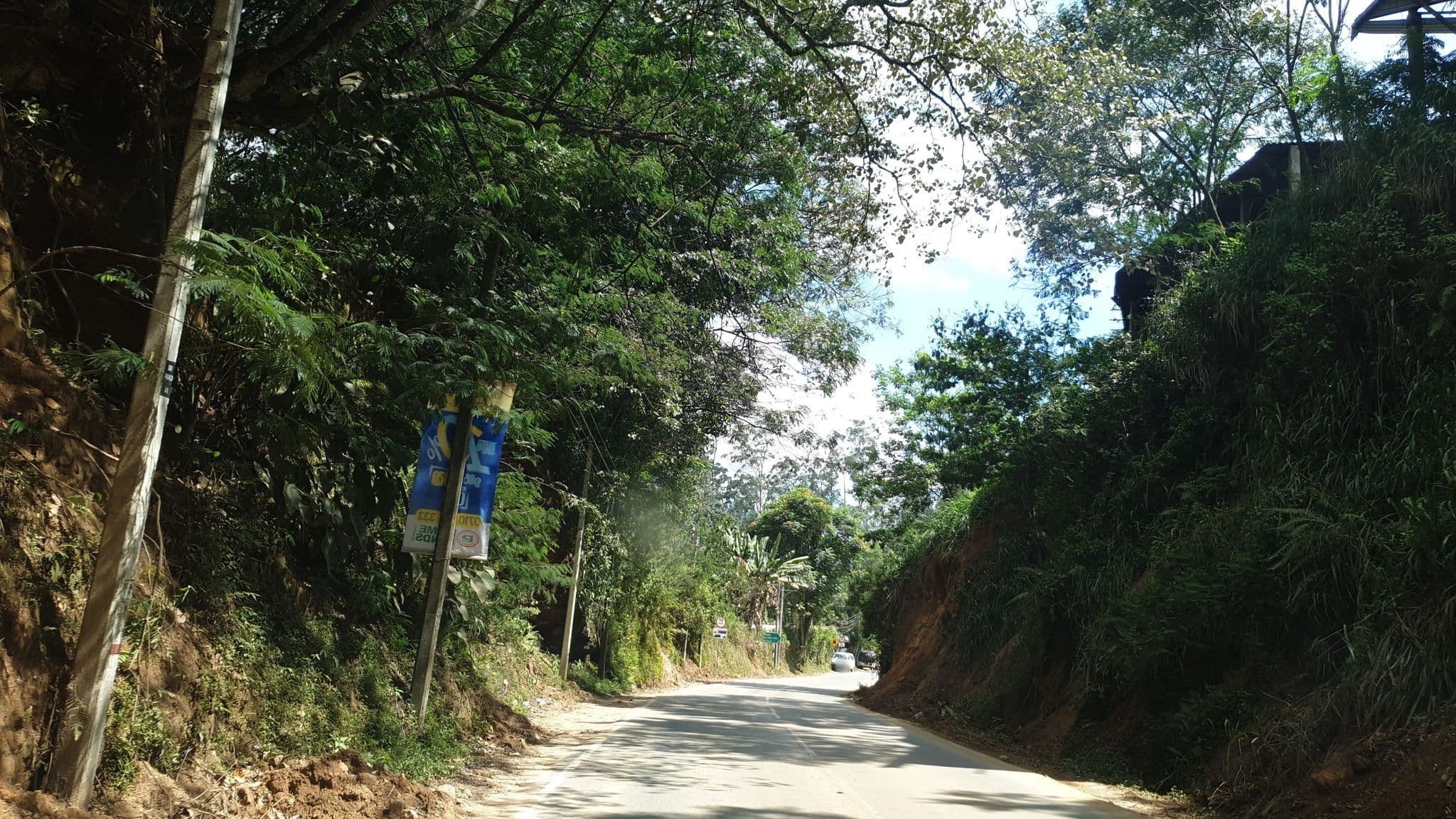 Street view near Sunnyside Holiday Banglow, Ella Town