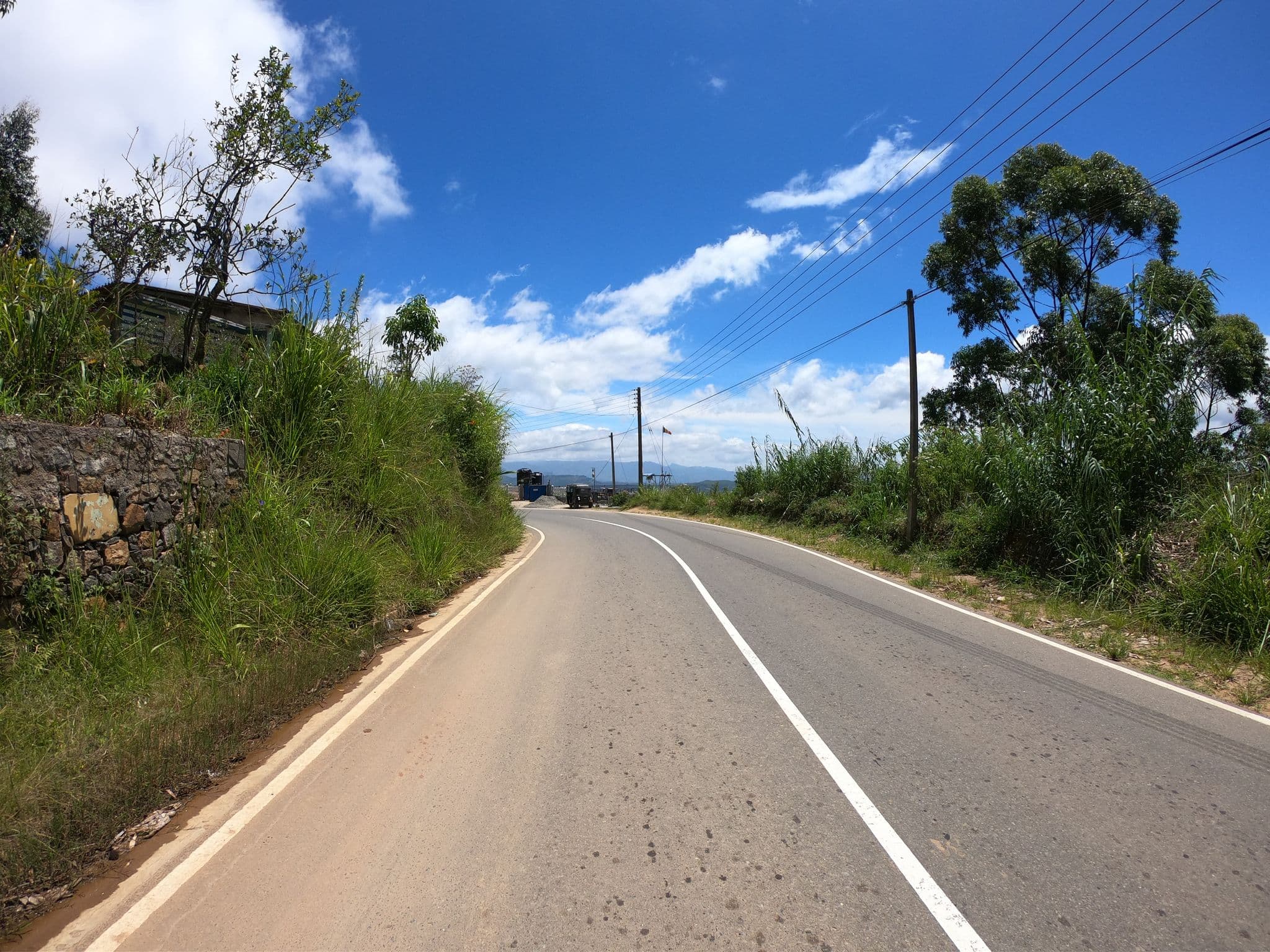 Street view near Safron Hill, Haputale — © paulinus (CC BY-SA · Mapillary)