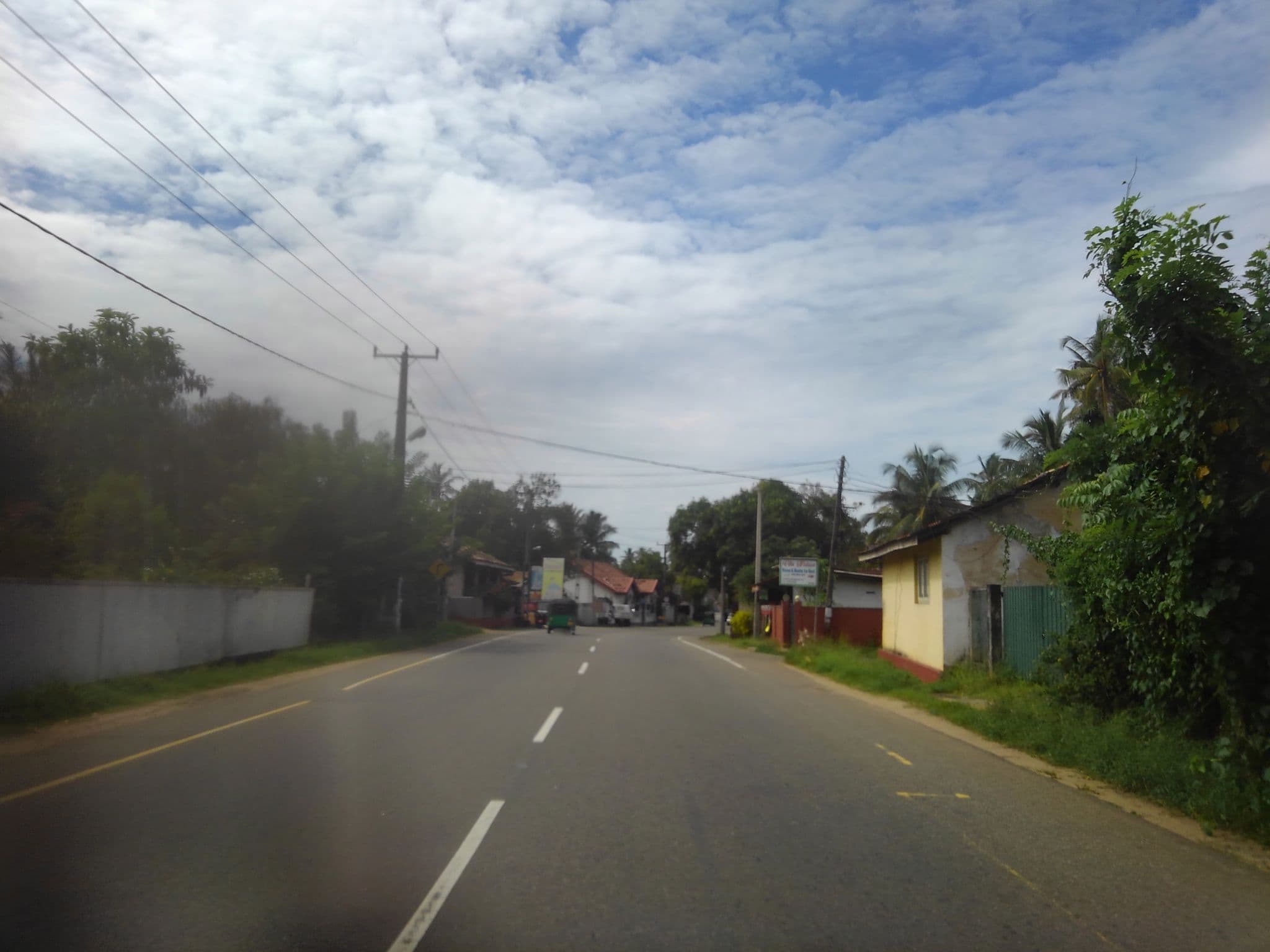 Street view near Tropical Beach Garden Villa, Hikkaduwa