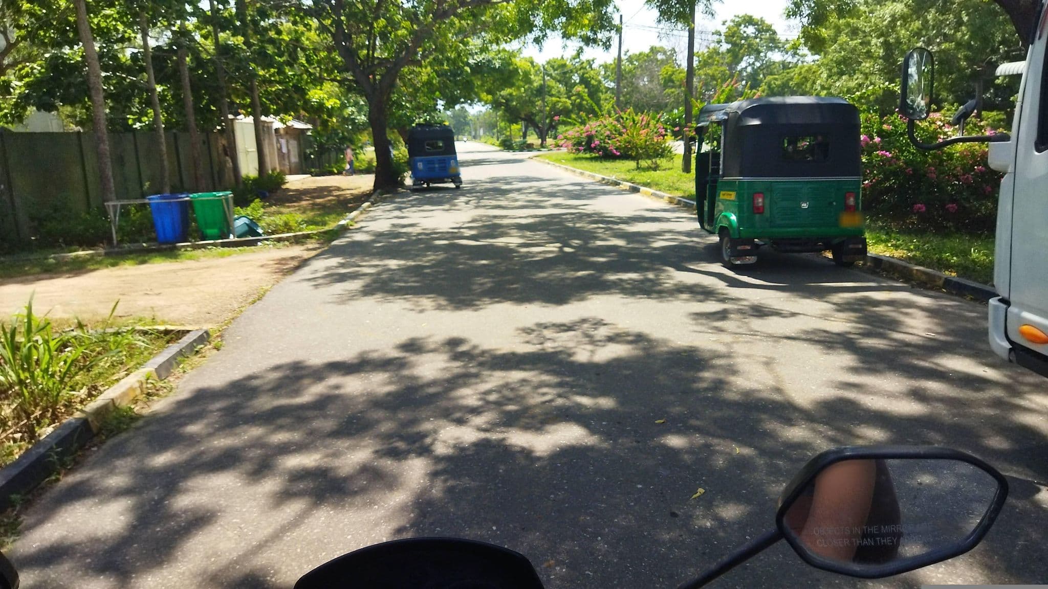 Street view near Villa 2 FVG3 Girls Hostel, Kalmunai — © fathimareesha (CC BY-SA · Mapillary)