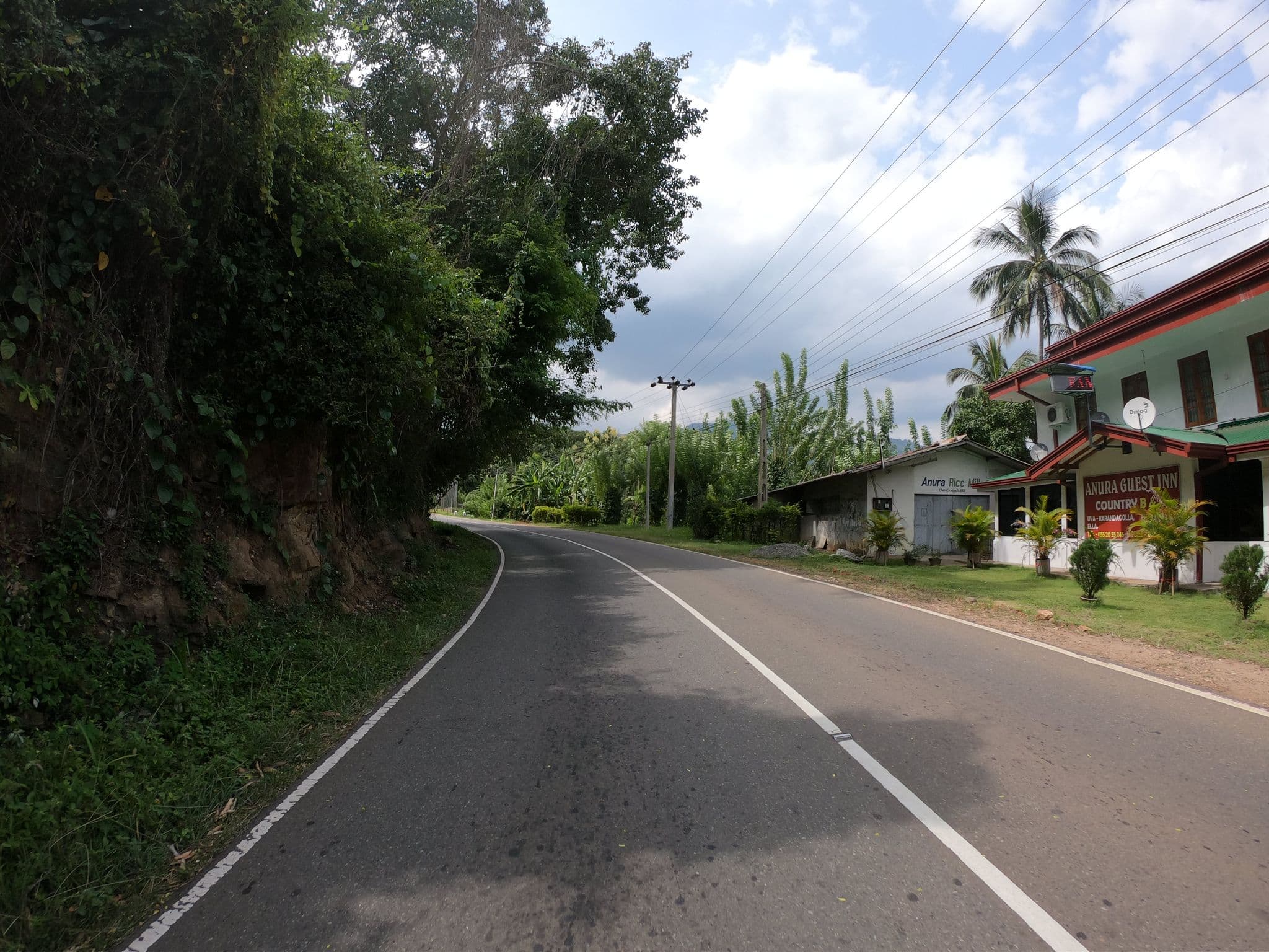 Street view near Adventure Park, Ella Town