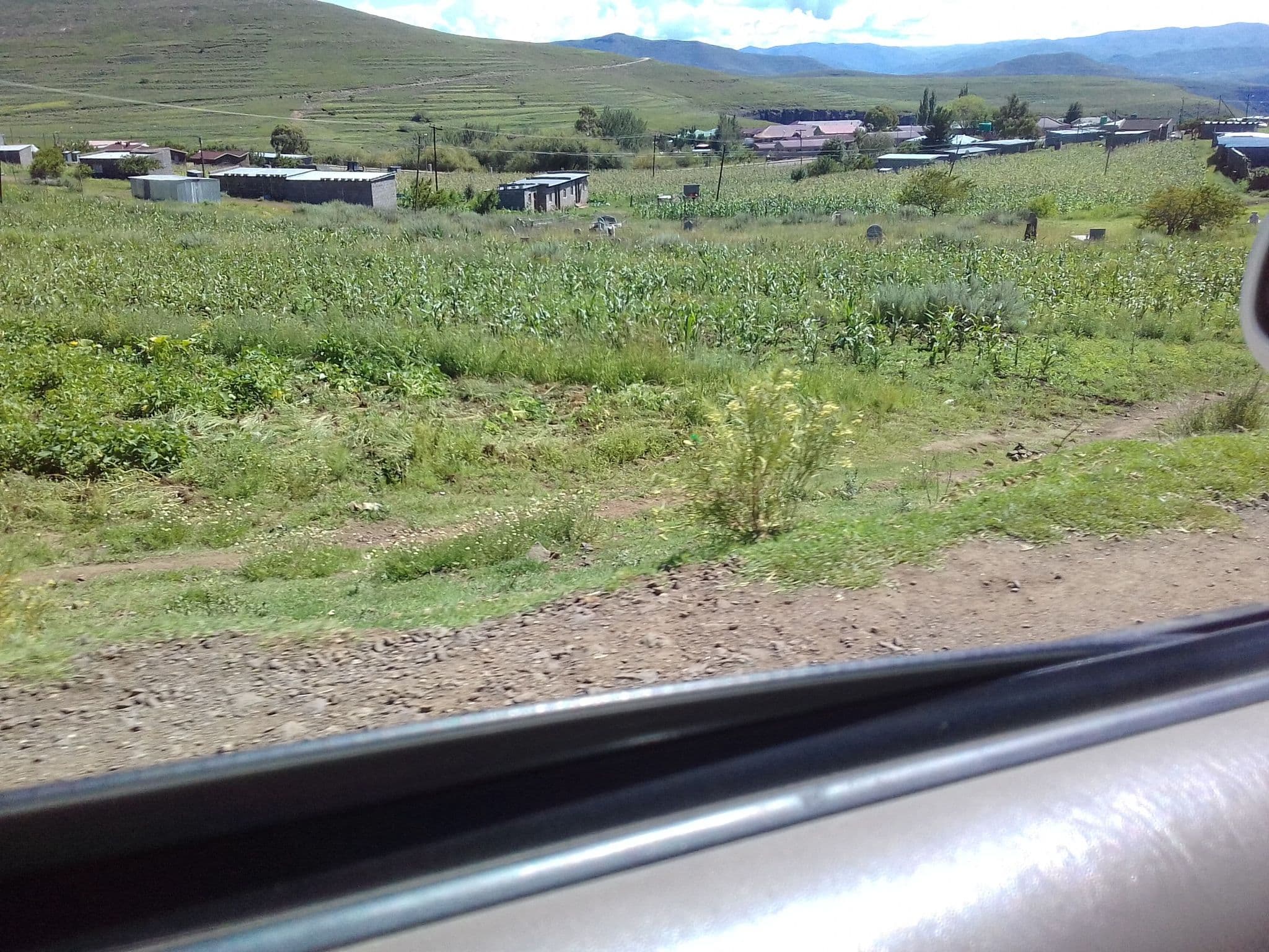 Street view near Buffalos, Thaba-Tseka — © weeto20 (CC BY-SA · Mapillary)