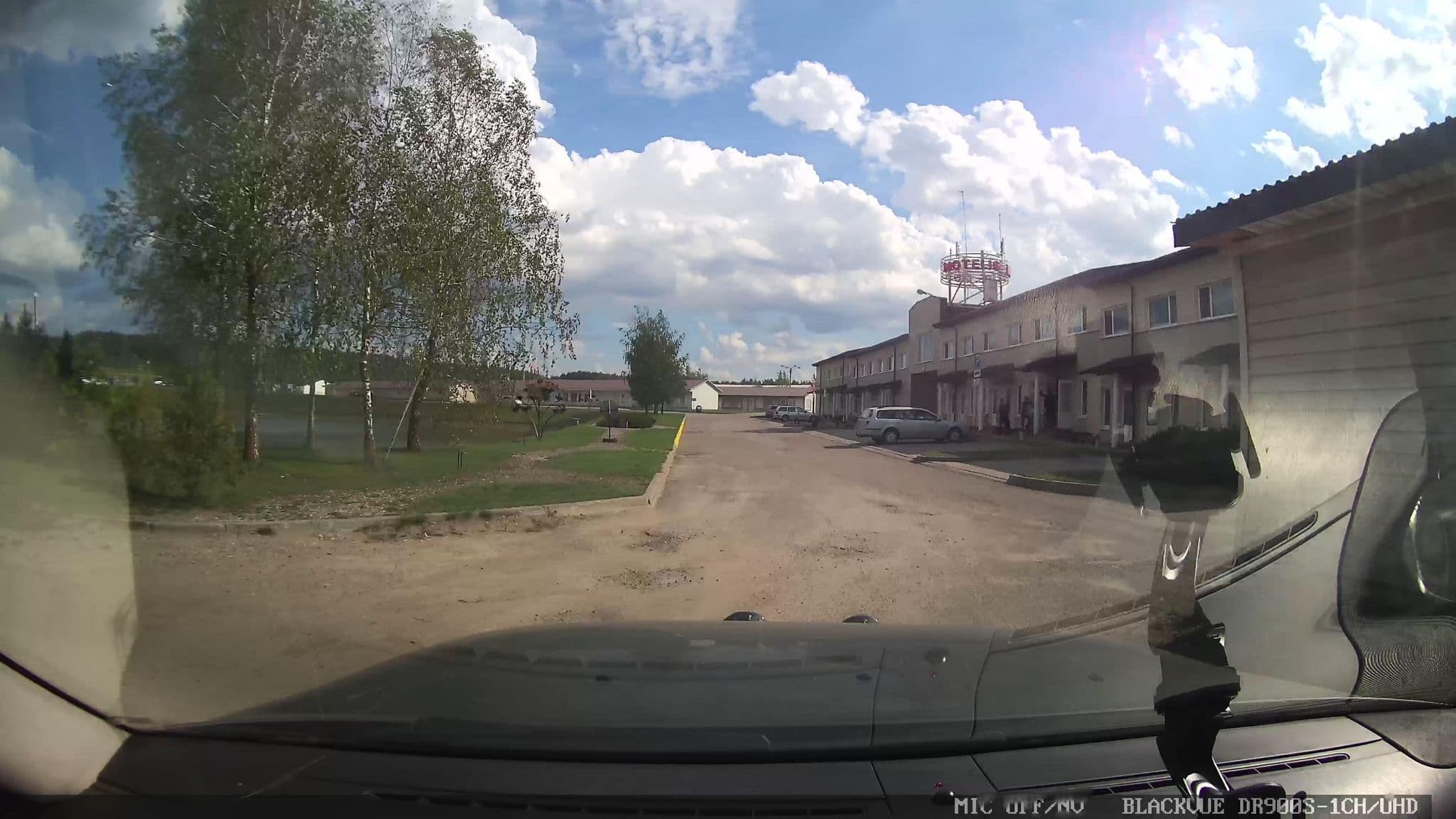Street view near Gariūnų motelis, Lazdynai — © grobin (CC BY-SA · Mapillary)