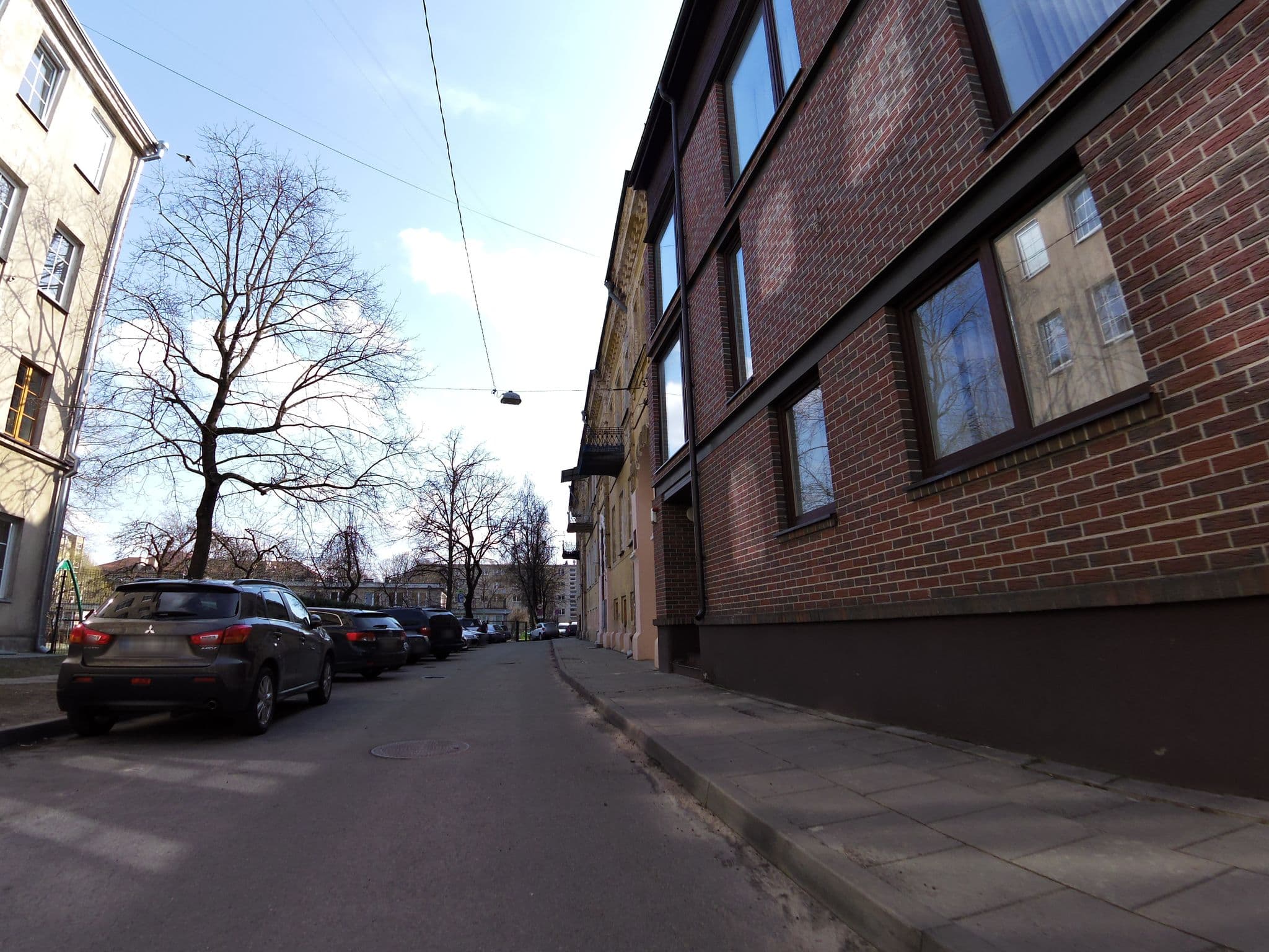 Street view near Vivulskio Apartments, Naujamiestis — © aleksasfi (CC BY-SA · Mapillary)