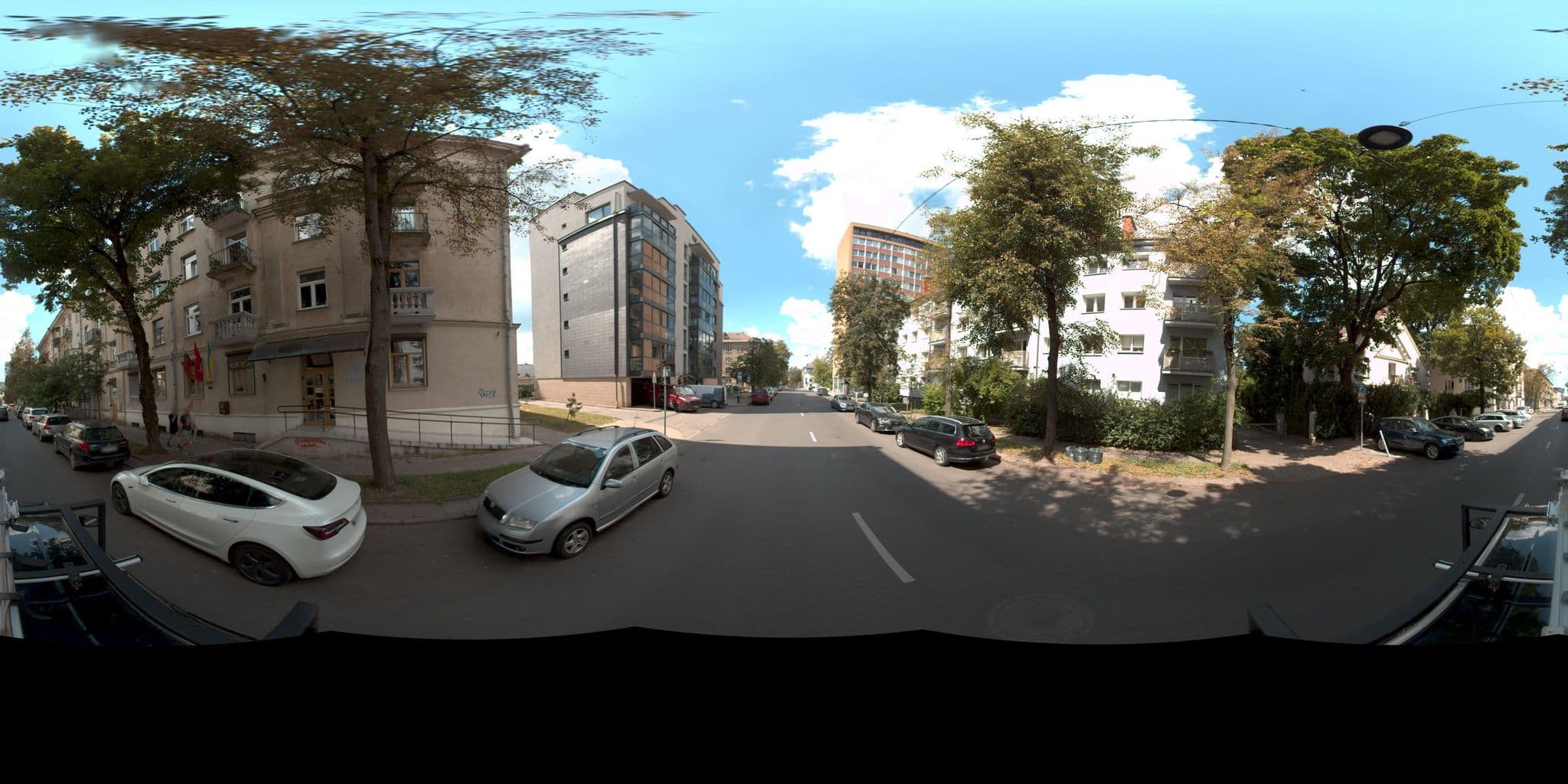Street view near Rock'n'hostel, Naujamiestis — © vms (CC BY-SA · Mapillary)