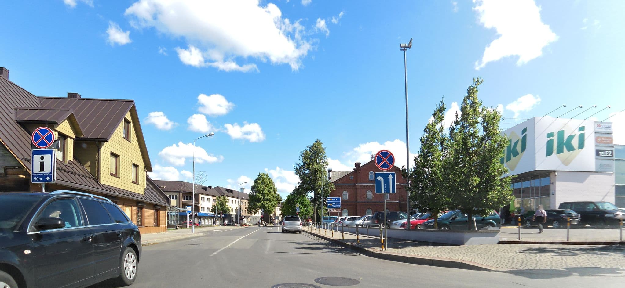 Street view near Arbatinės apartamentai, Birzai — © aurimas (CC BY-SA · Mapillary)