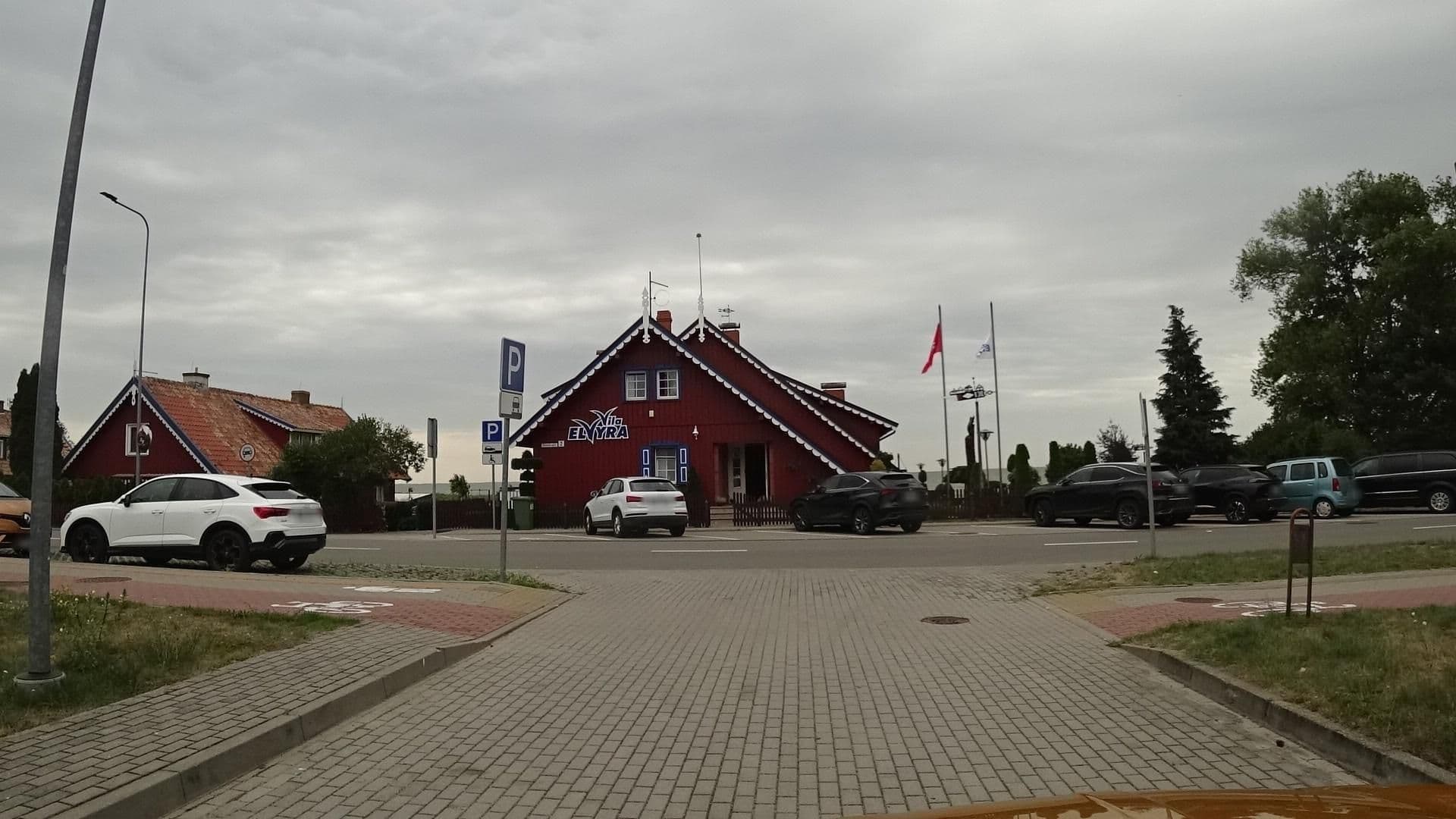 Street view near Vila Elvyra, Nida — © kino (CC BY-SA · Mapillary)