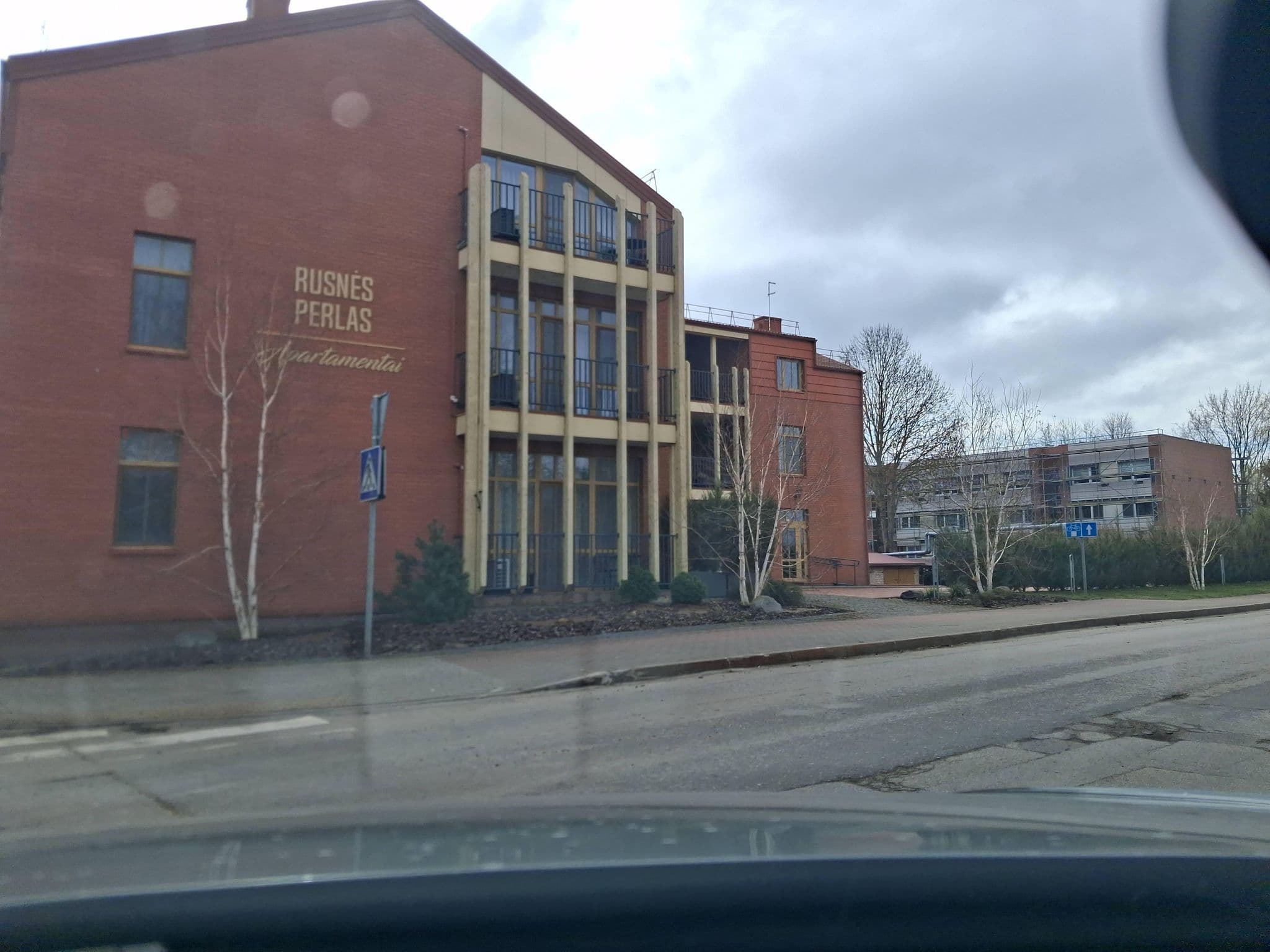 Street view near Rusnės perlas, Rusnė — © ZilvinasJ_Vakaru (CC BY-SA · Mapillary)
