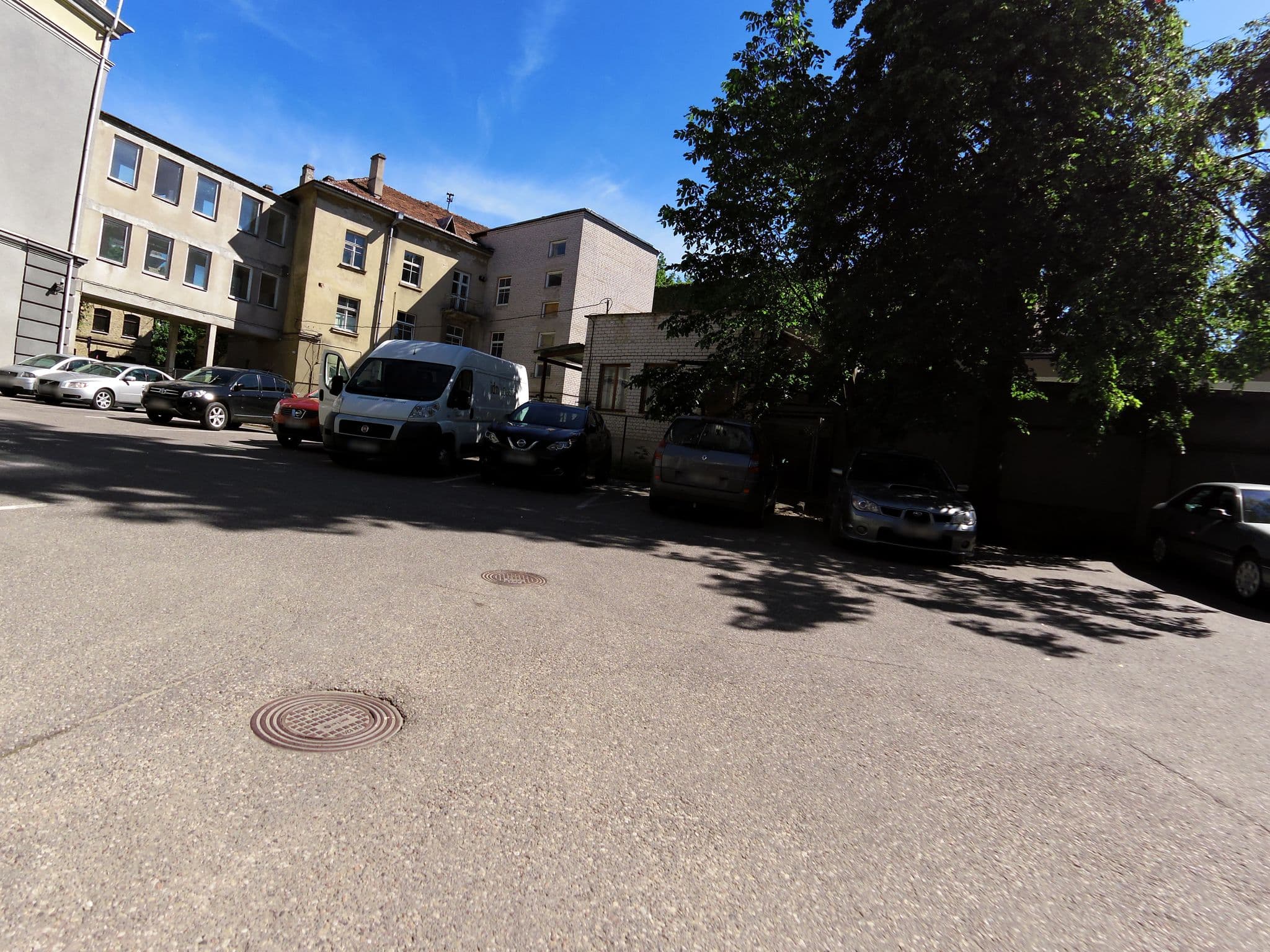 Street view near Chapters co-living, Vilnius — © aleksasfi (CC BY-SA · Mapillary)