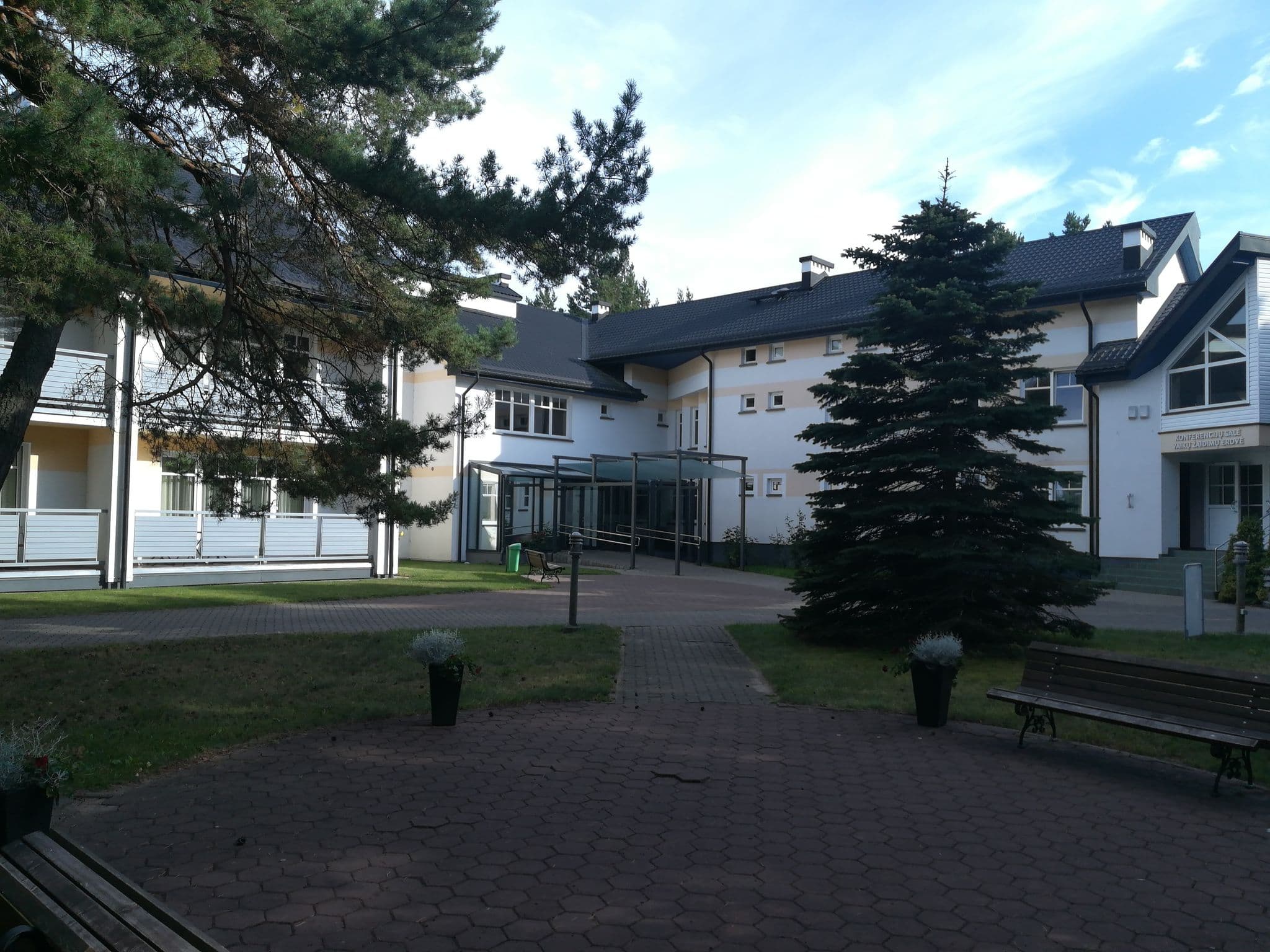 Street view near Cunami, Nida — © tomatsn (CC BY-SA · Mapillary)