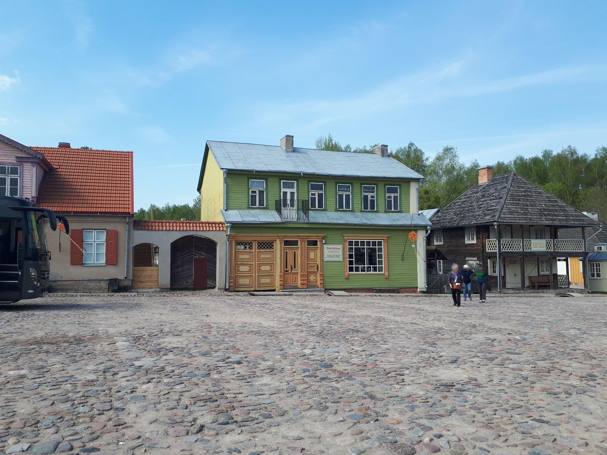 Street view near Stay at lithuanian folk museum, Ramučiai — © vietoveslt (CC BY-SA · Mapillary)