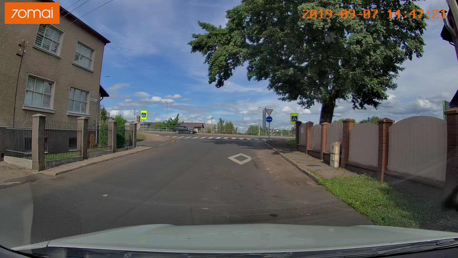 Street view near Olympus Hotel, Šilainiai — © fatty_by (CC BY-SA · Mapillary)