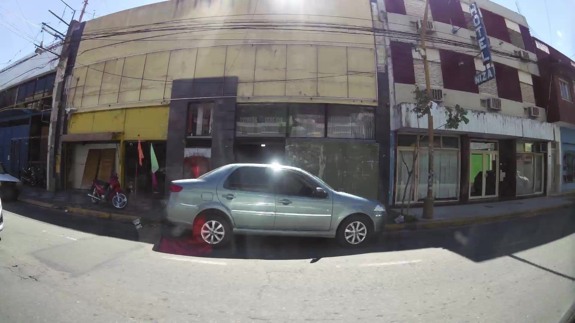 Street view near Hotel Niza, Santa Fe — © kaartcam (CC BY-SA · Mapillary)
