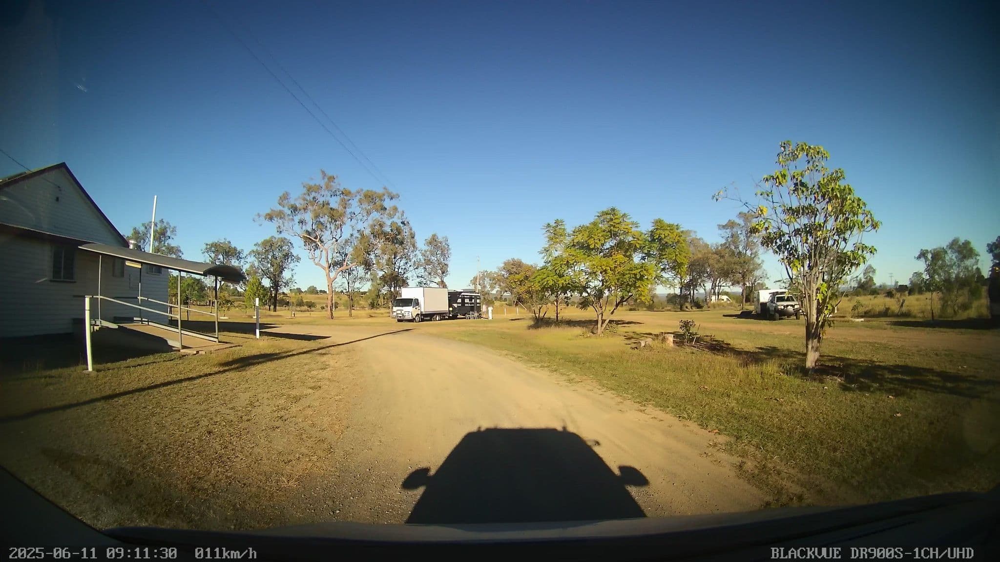 Street view near Lawgi Dawes Park/Hall Campground, Biloela — © bob3bob3 (CC BY-SA · Mapillary)