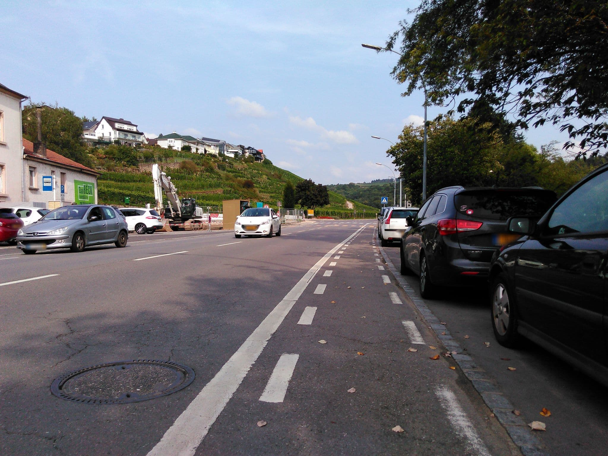 Street view near White Swan, Canach — © serj_nickel (CC BY-SA · Mapillary)