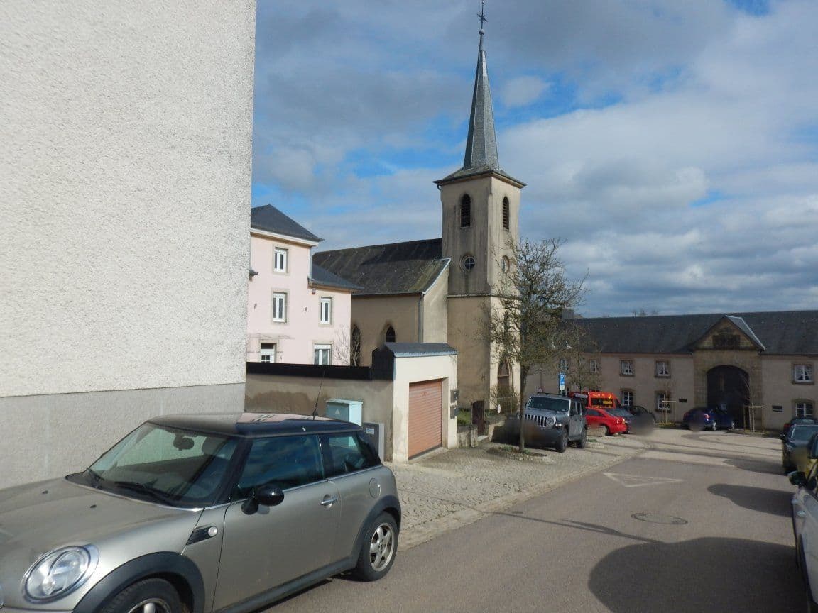 Street view near chu'mani asbl, Brouch — © sarant (CC BY-SA · Mapillary)