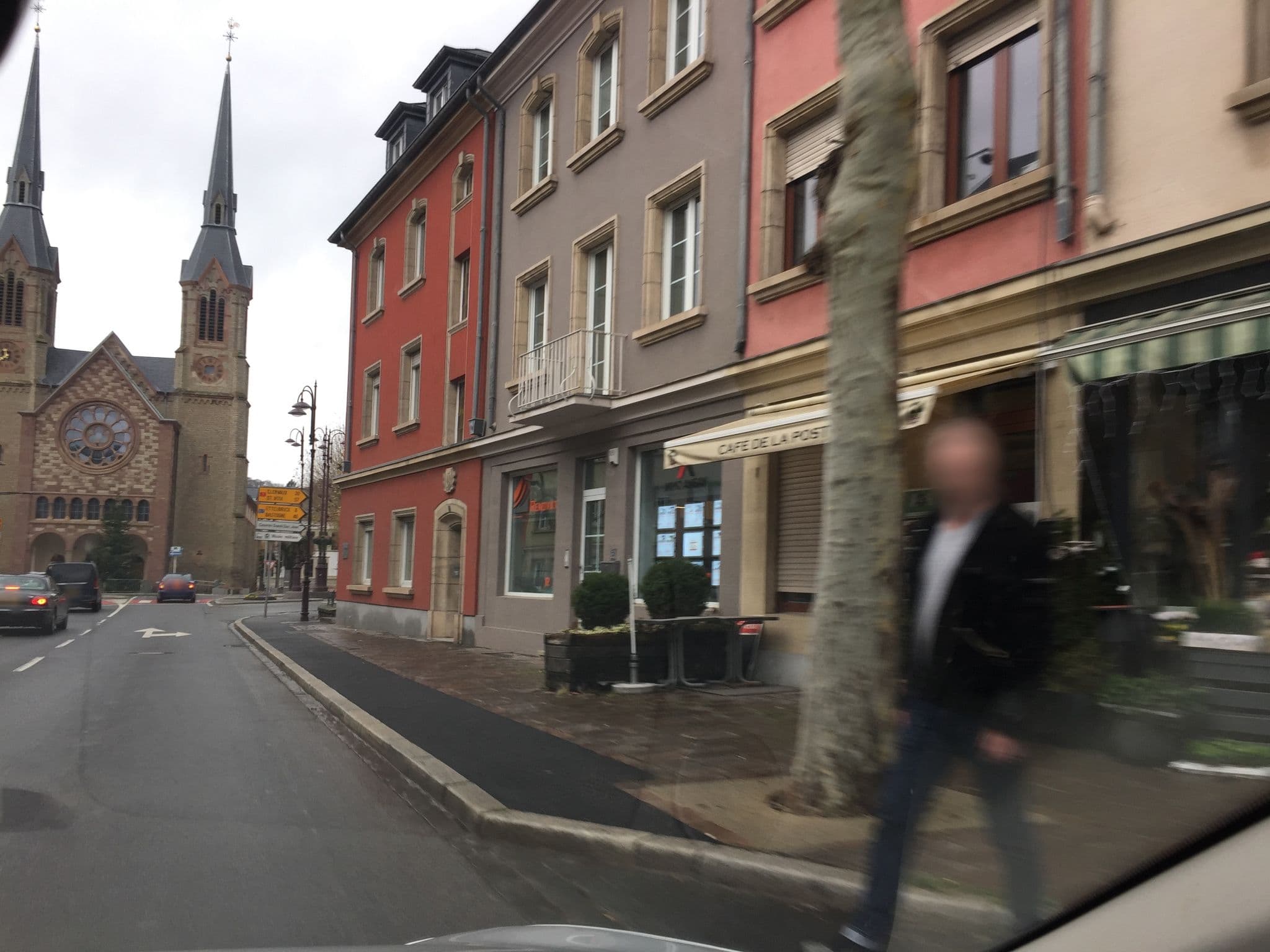 Street view near Esplanade Hotel, Diekirch — © rispa1 (CC BY-SA · Mapillary)
