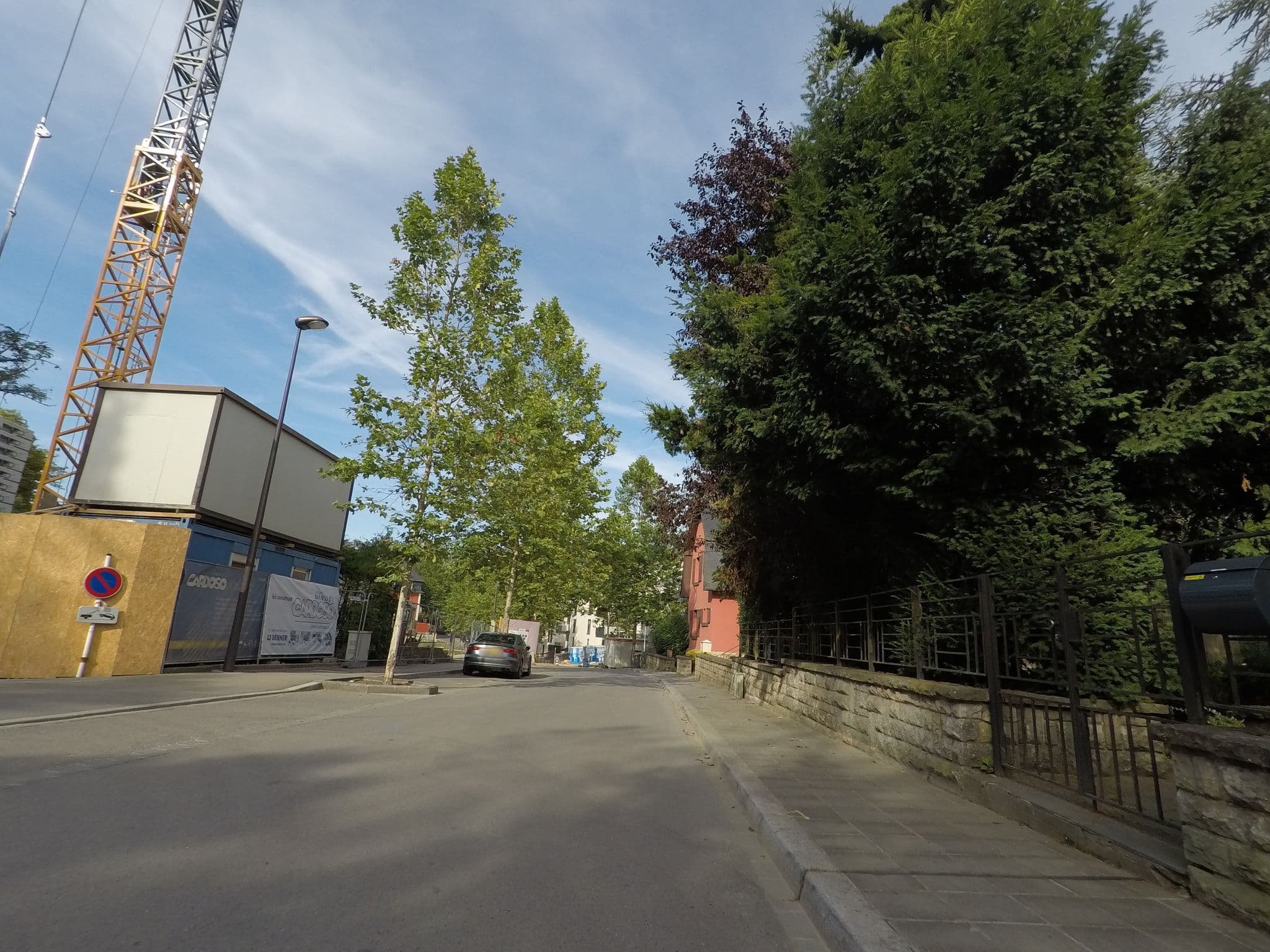 Street view near Rooms Lux City, Gare — © bcostacurta (CC BY-SA · Mapillary)