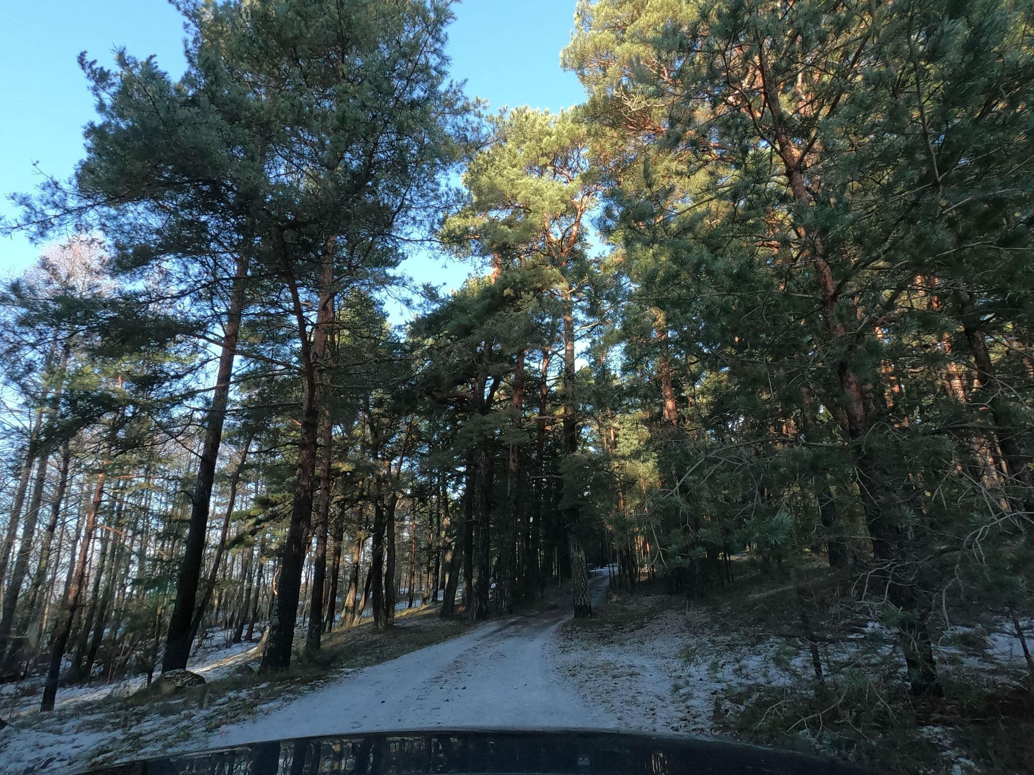 Street view near Krapi telkimisala, Ainaži — © richlv (CC BY-SA · Mapillary)