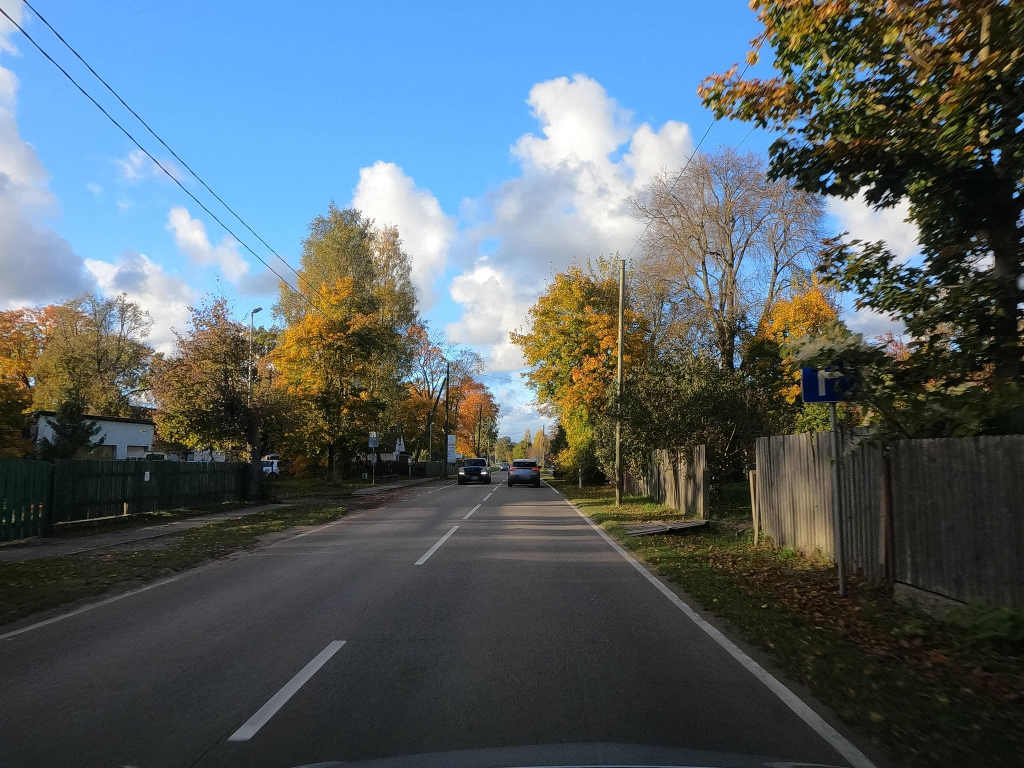 Street view near Krēsliņi, Jūrmala — © karlis (CC BY-SA · Mapillary)