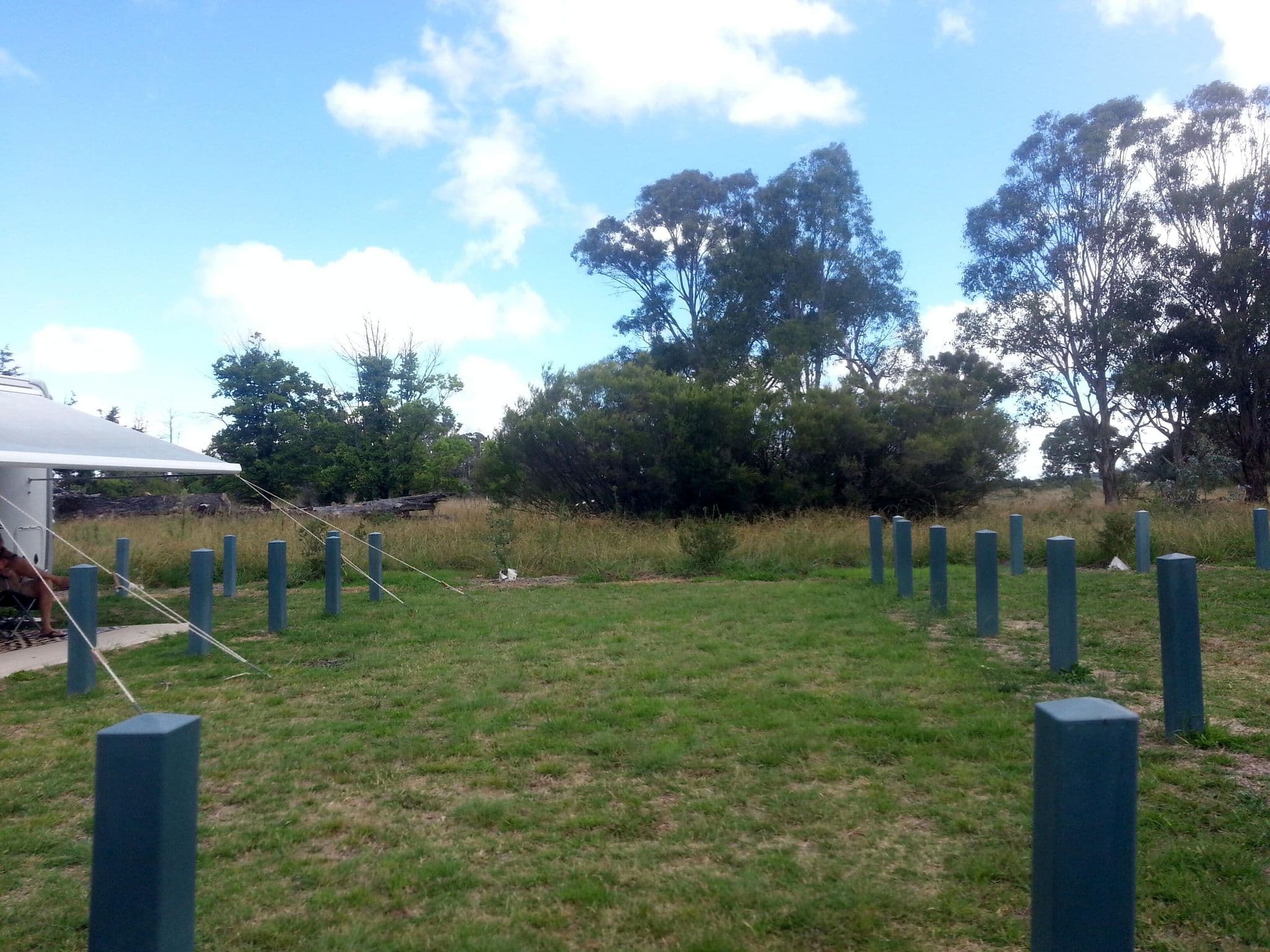 Street view near Dumaresq Dam Vehicles, Armidale — © bob3bob3 (CC BY-SA · Mapillary)