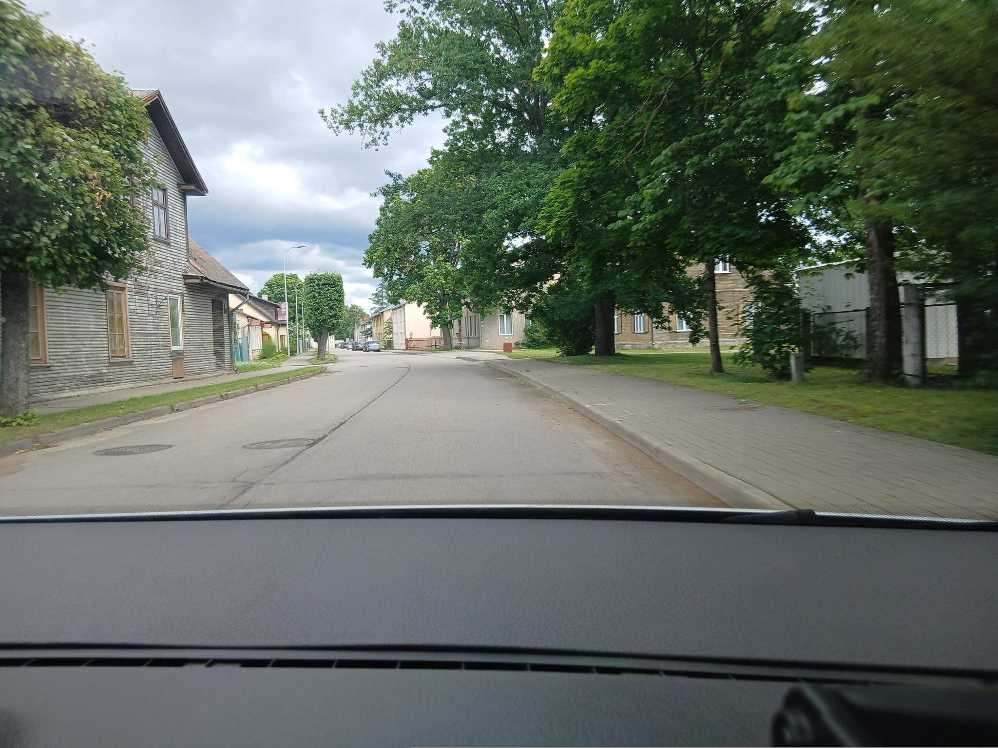 Street view near Guest house Reichel, Valka — © A_Person_Who_Exists_On_World (CC BY-SA · Mapillary)