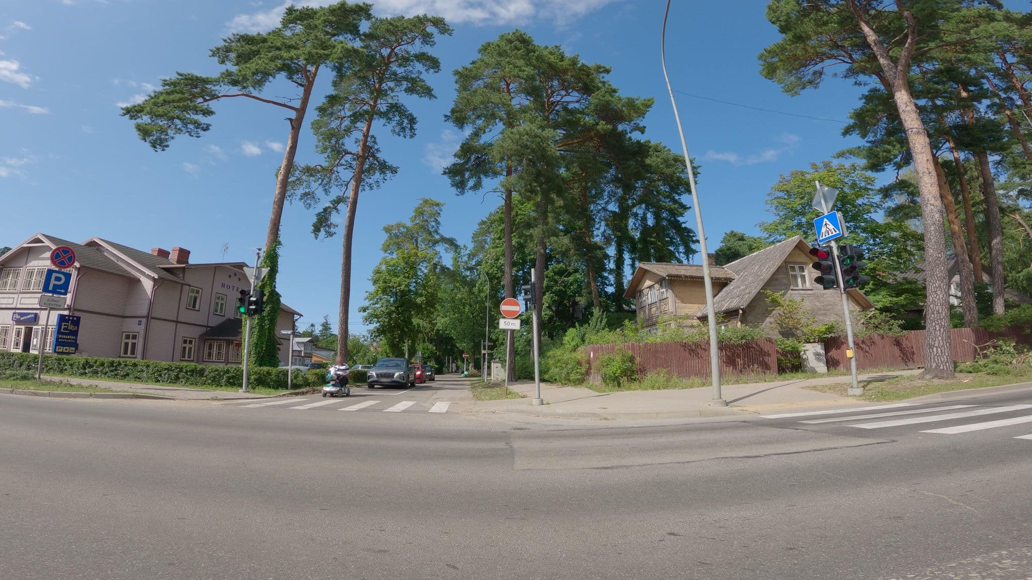 Street view near Elīna, Jūrmala — © hellphoto (CC BY-SA · Mapillary)