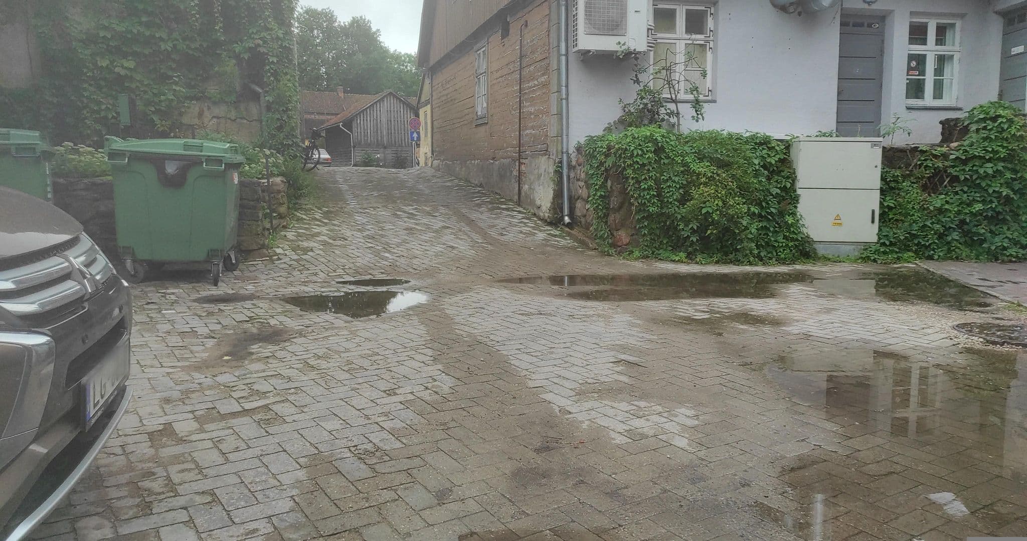 Street view near Noliktava No 5, Kuldīga — © runcio (CC BY-SA · Mapillary)