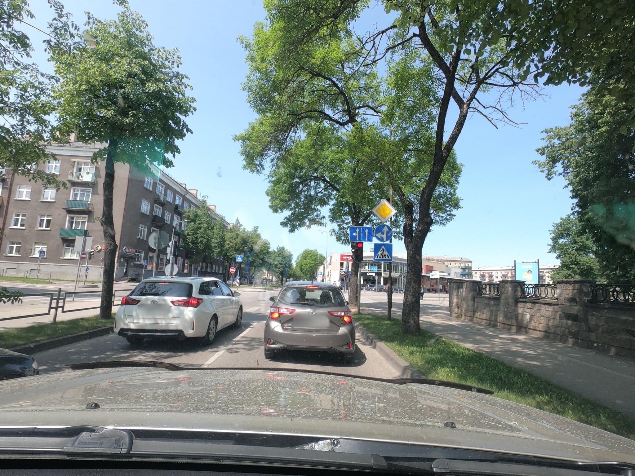 Street view near Biplan City, Daugavpils — © ursus (CC BY-SA · Mapillary)