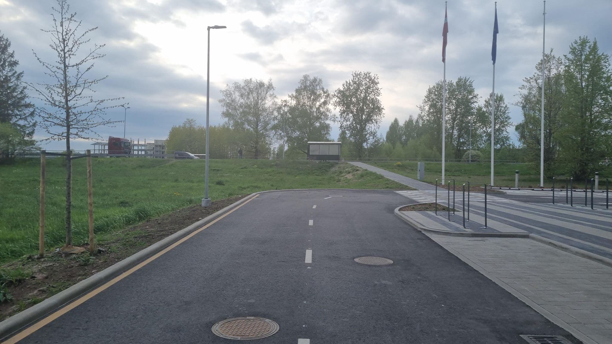 Street view near Hampton by Hilton Riga Airport, Mārupe — © ursus (CC BY-SA · Mapillary)
