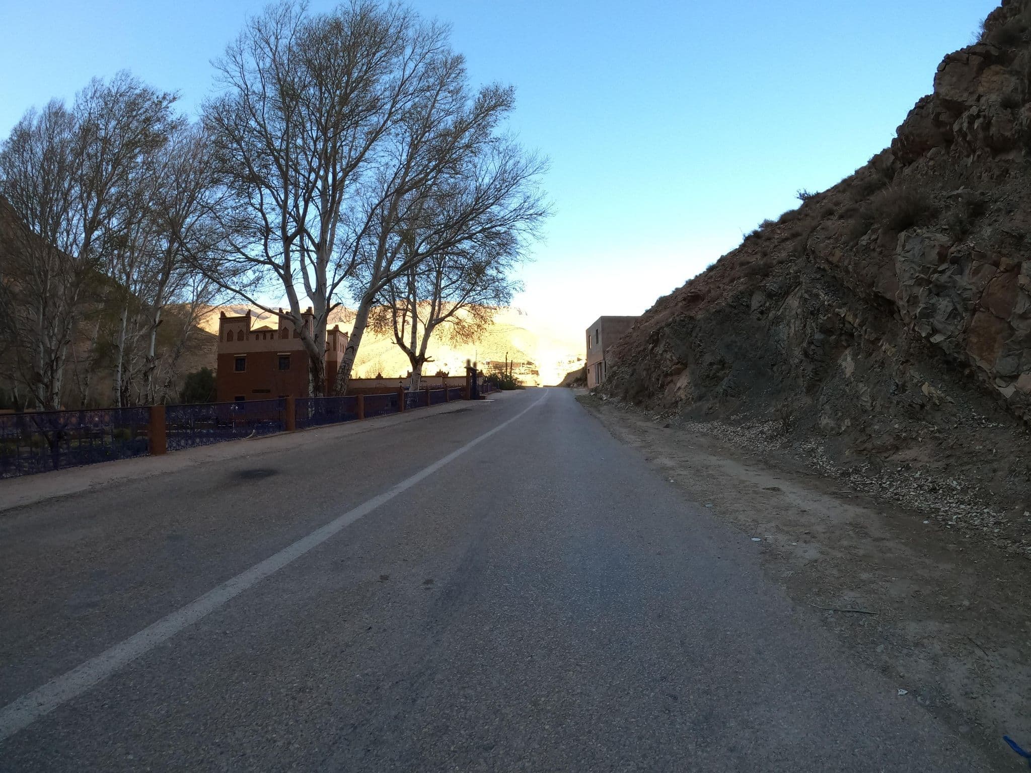 Street view near Camp Hôtel Berbère de la Montagne, Boumalne Dades — © masterofnoroad (CC BY-SA · Mapillary)