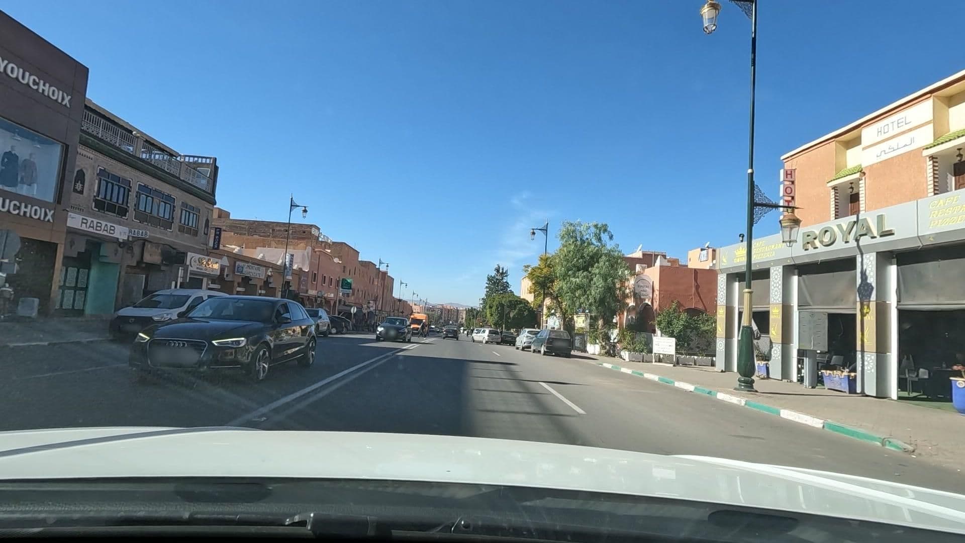 Street view near Hotel Essalam, Tabount — © lucomsky (CC BY-SA · Mapillary)