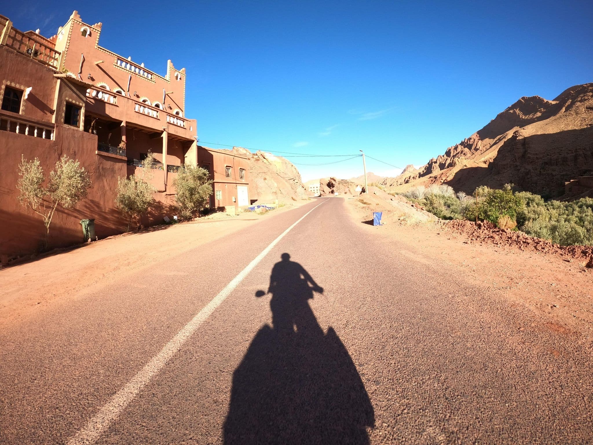 Street view near Sidi Boubkere, Boumalne Dades — © masterofnoroad (CC BY-SA · Mapillary)