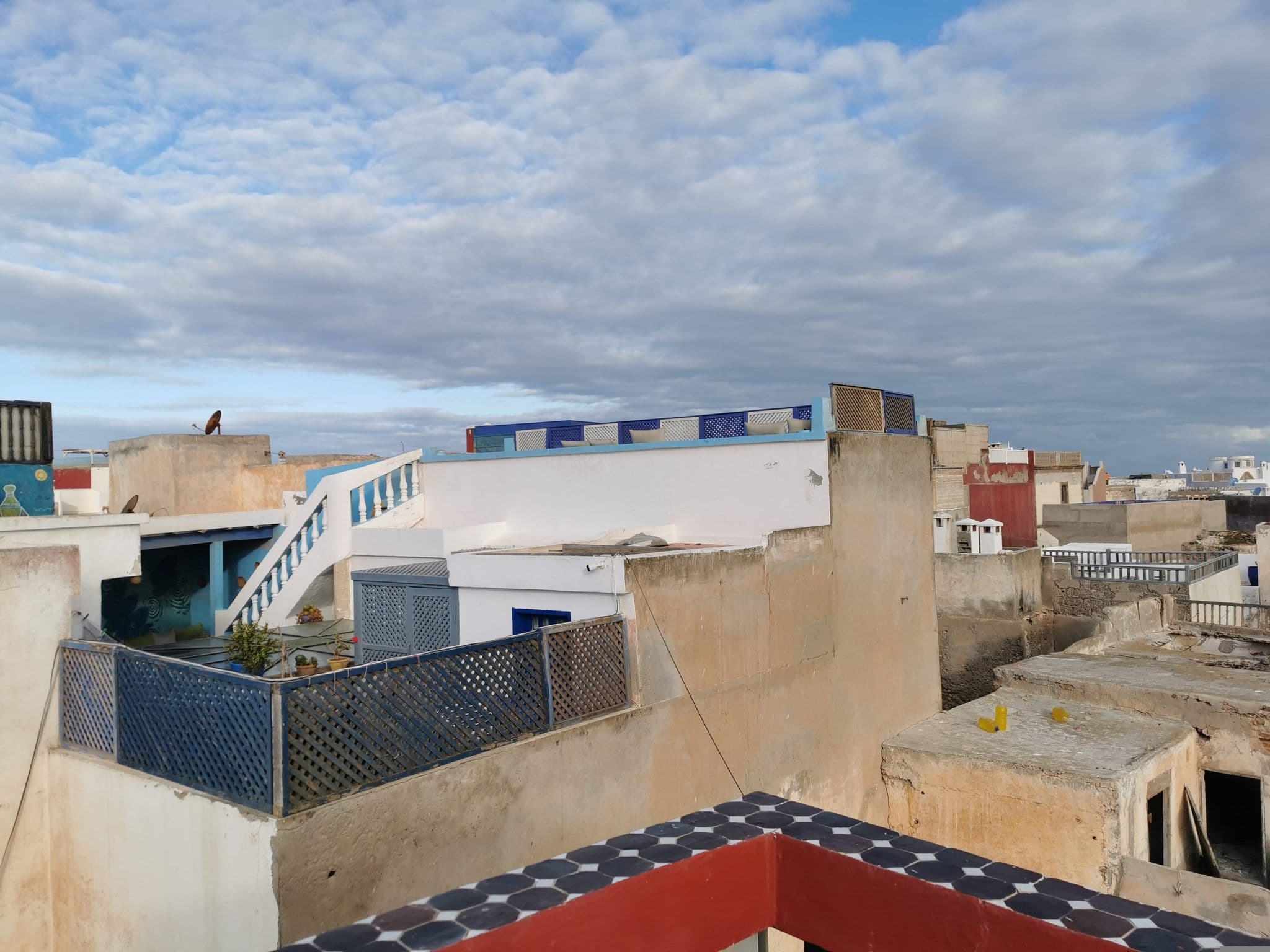 Street view near Riad Maktoub, Essaouira — © colapse (CC BY-SA · Mapillary)