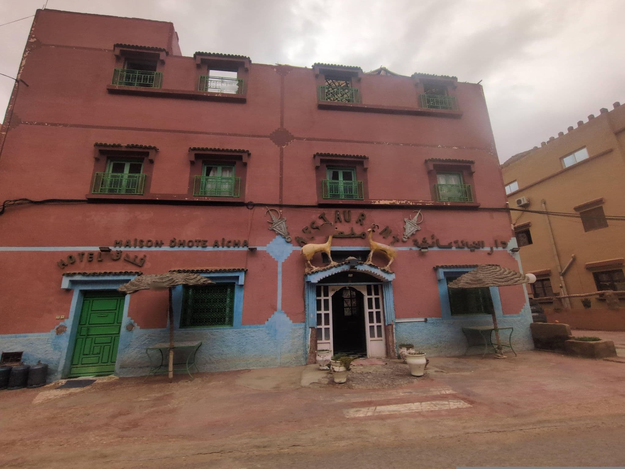 Street view near Maison d'Hotes Aicha, Tinghir — © jamesmstone (CC BY-SA · Mapillary)
