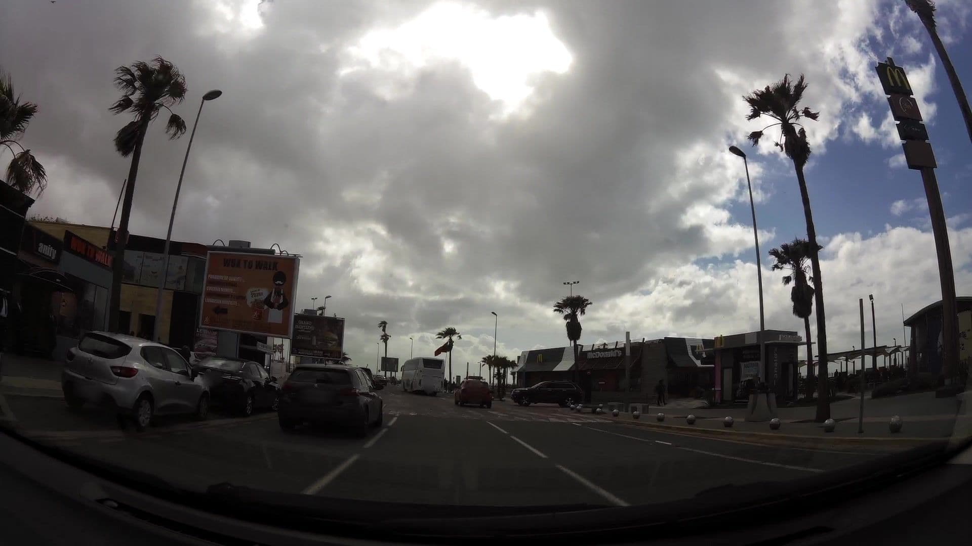 Street view near Hôtel Azur, Casablanca — © kaartcam (CC BY-SA · Mapillary)