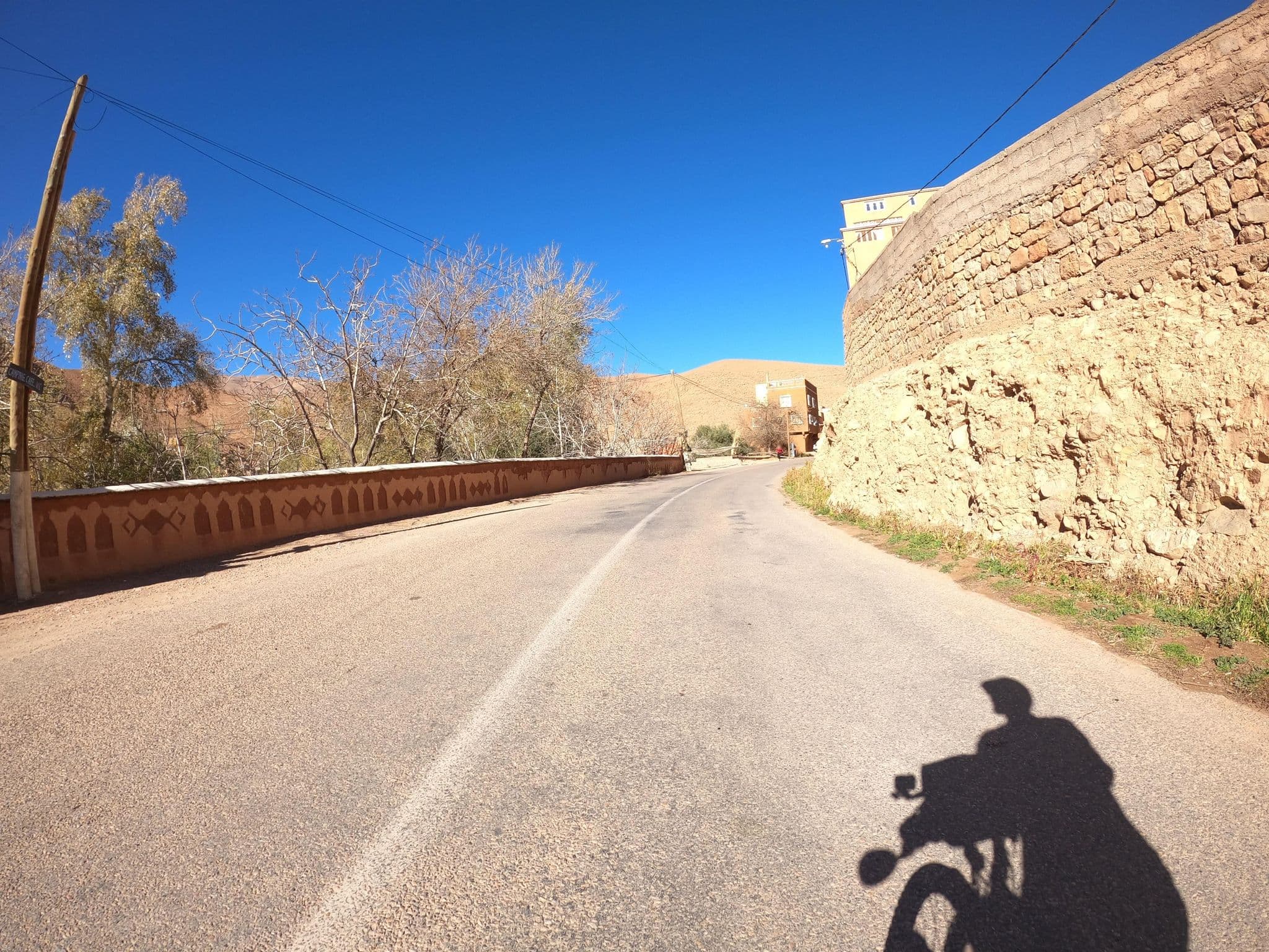 Street view near Camp auberge Ait Oudinar, Boumalne Dades — © masterofnoroad (CC BY-SA · Mapillary)