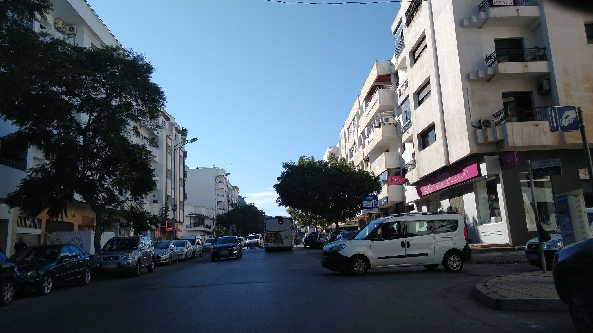 Street view near Mihad Hotel, Touarga — © alec01 (CC BY-SA · Mapillary)